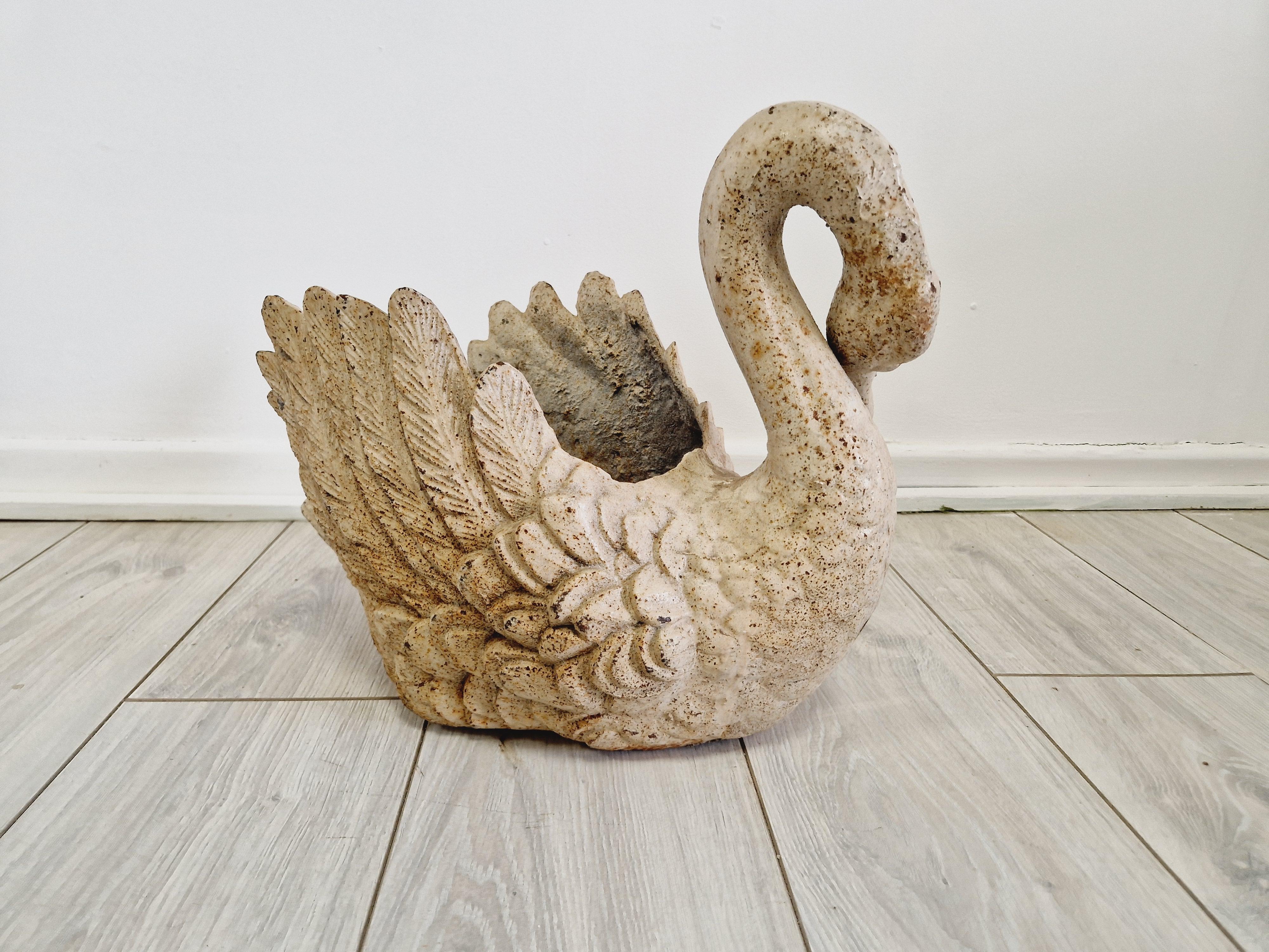 Antique French Cast Iron Swan Planter 8