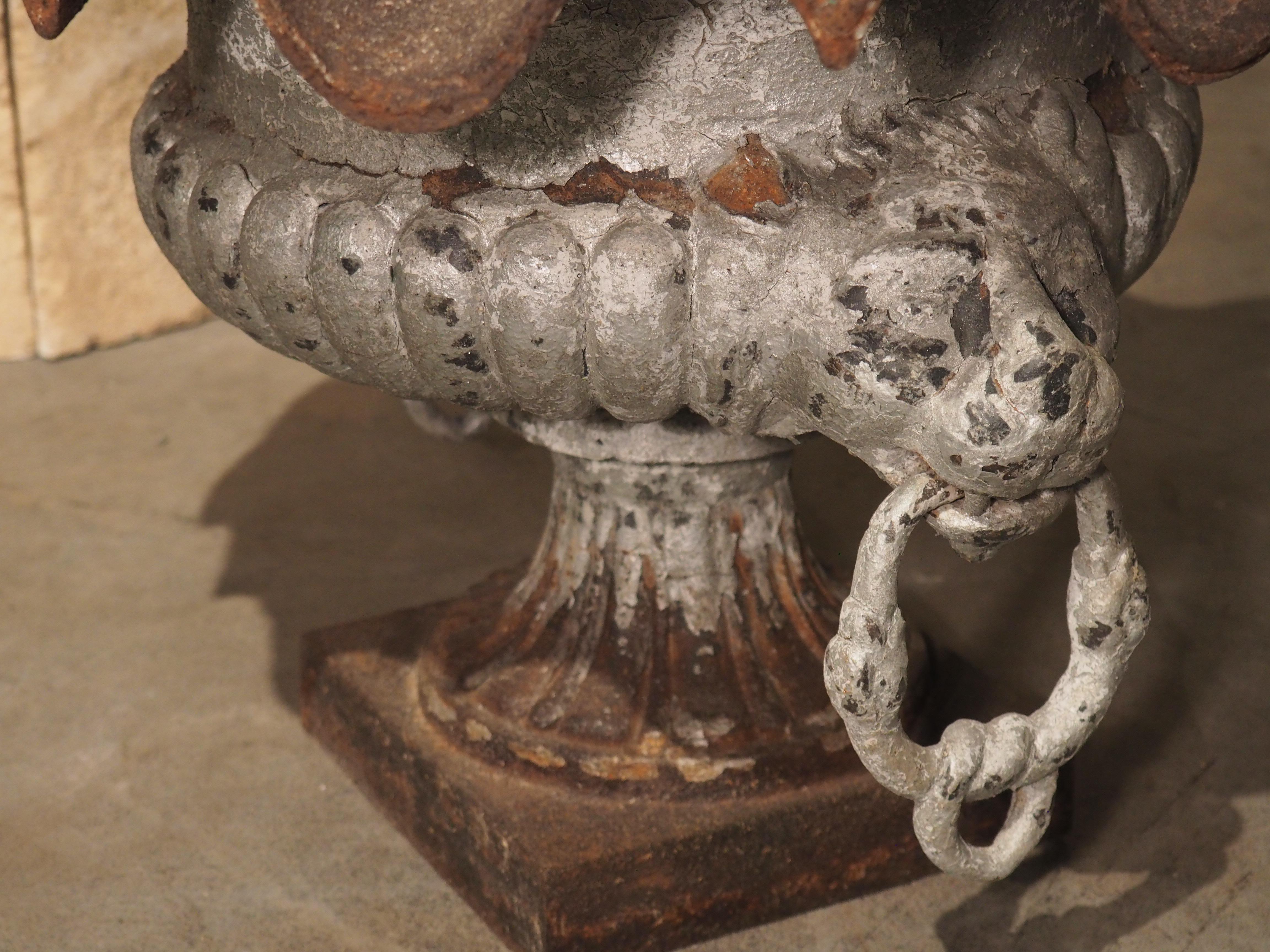 Antique French Cast Iron Vase with Lion Head Handles and Gardroons, 19th Century 10
