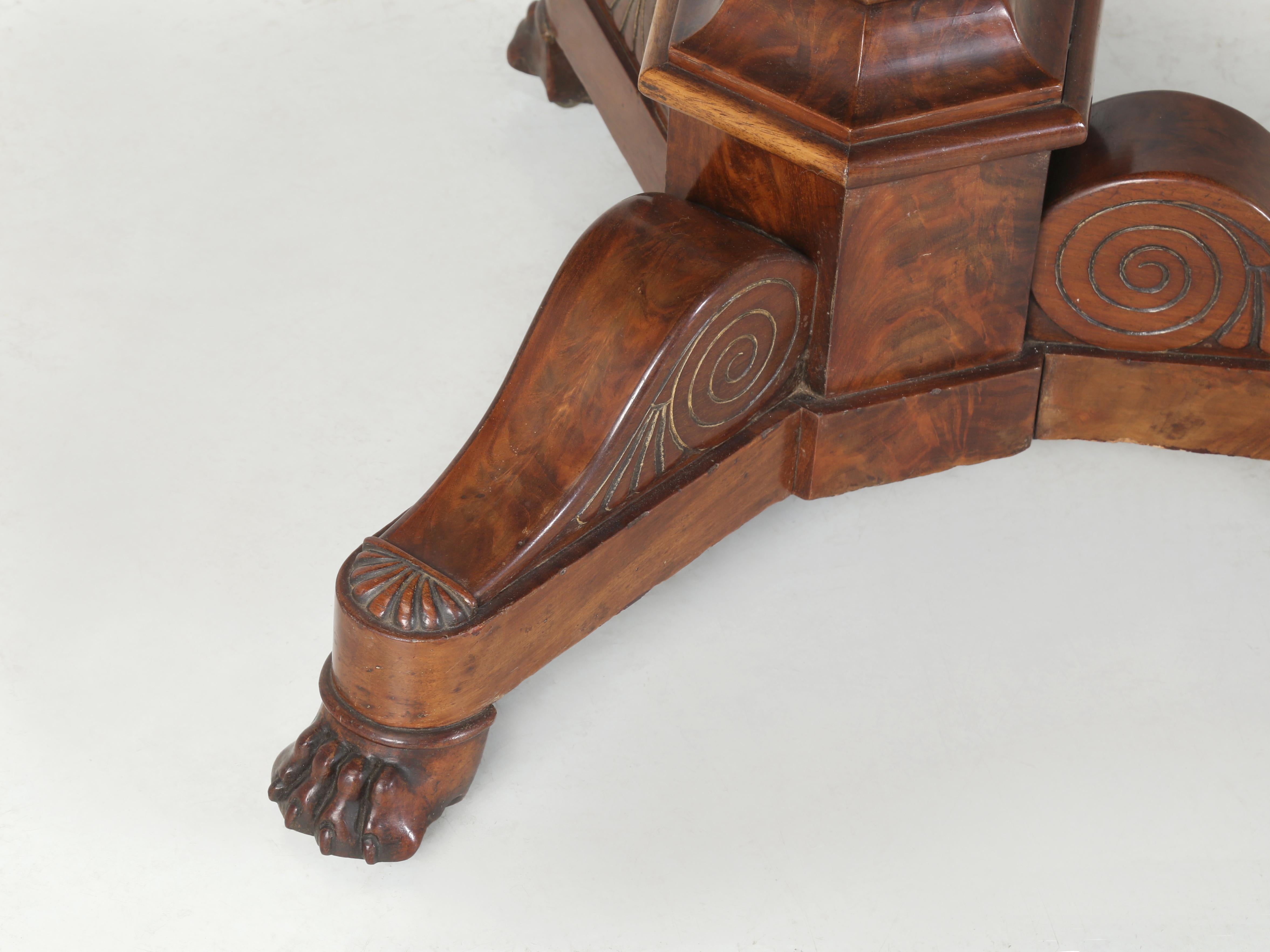 Antique French Center Hall Table Caoba Santa Ana Mármol Estado Original en venta 4