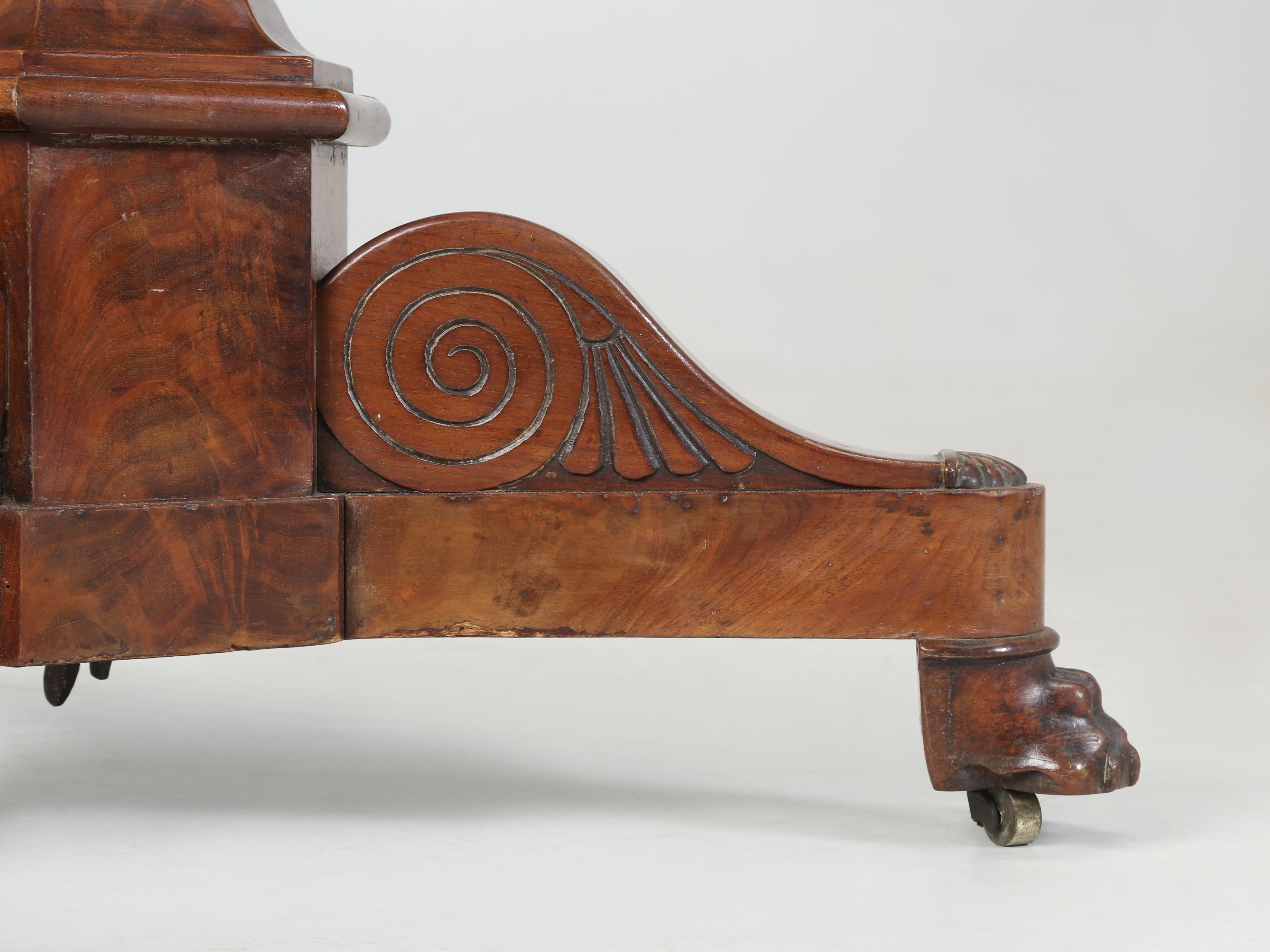 Antique French Center Hall Table Caoba Santa Ana Mármol Estado Original en venta 6