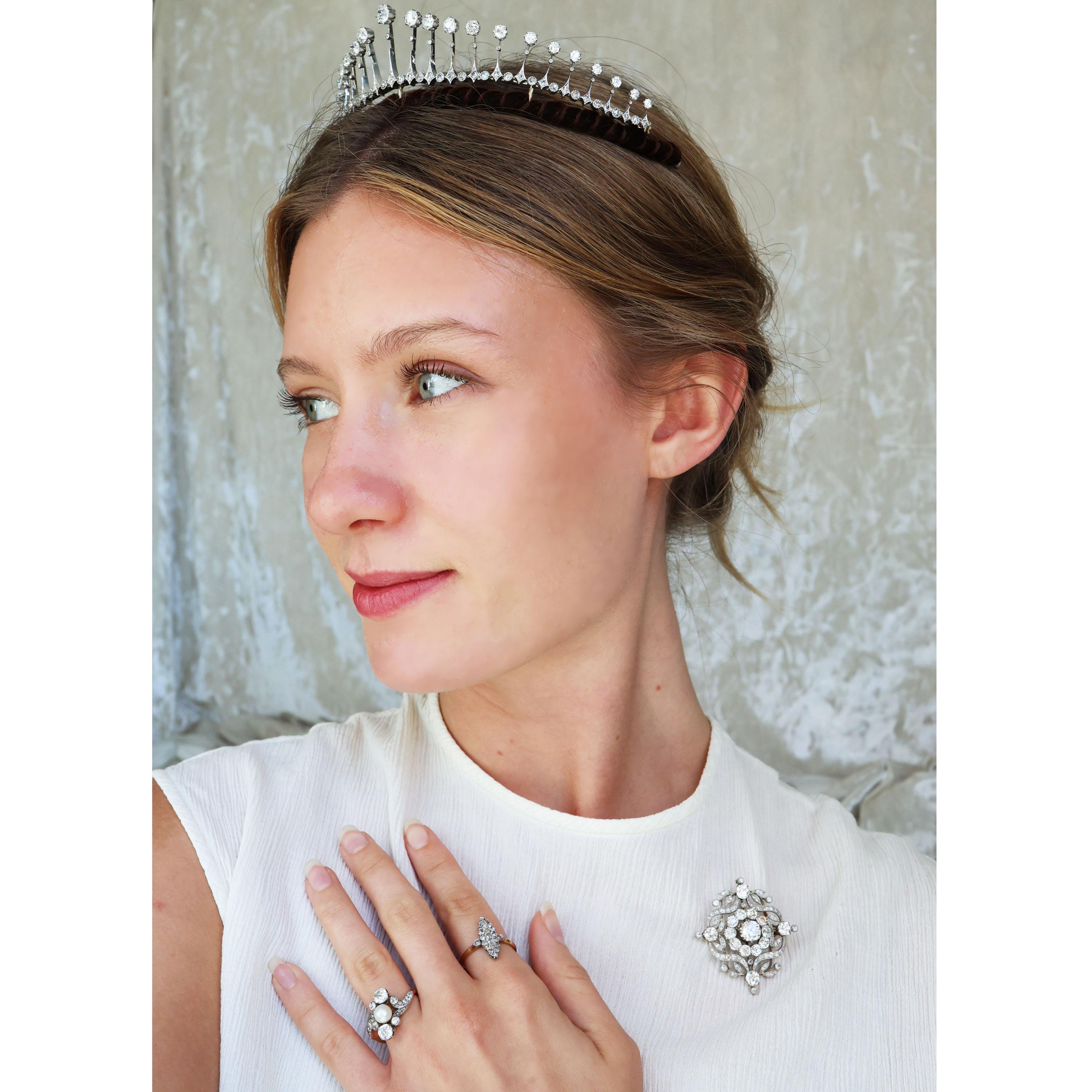 Antica collana di diademi con frange di diamanti, argento e oro, circa 1910 in vendita 2