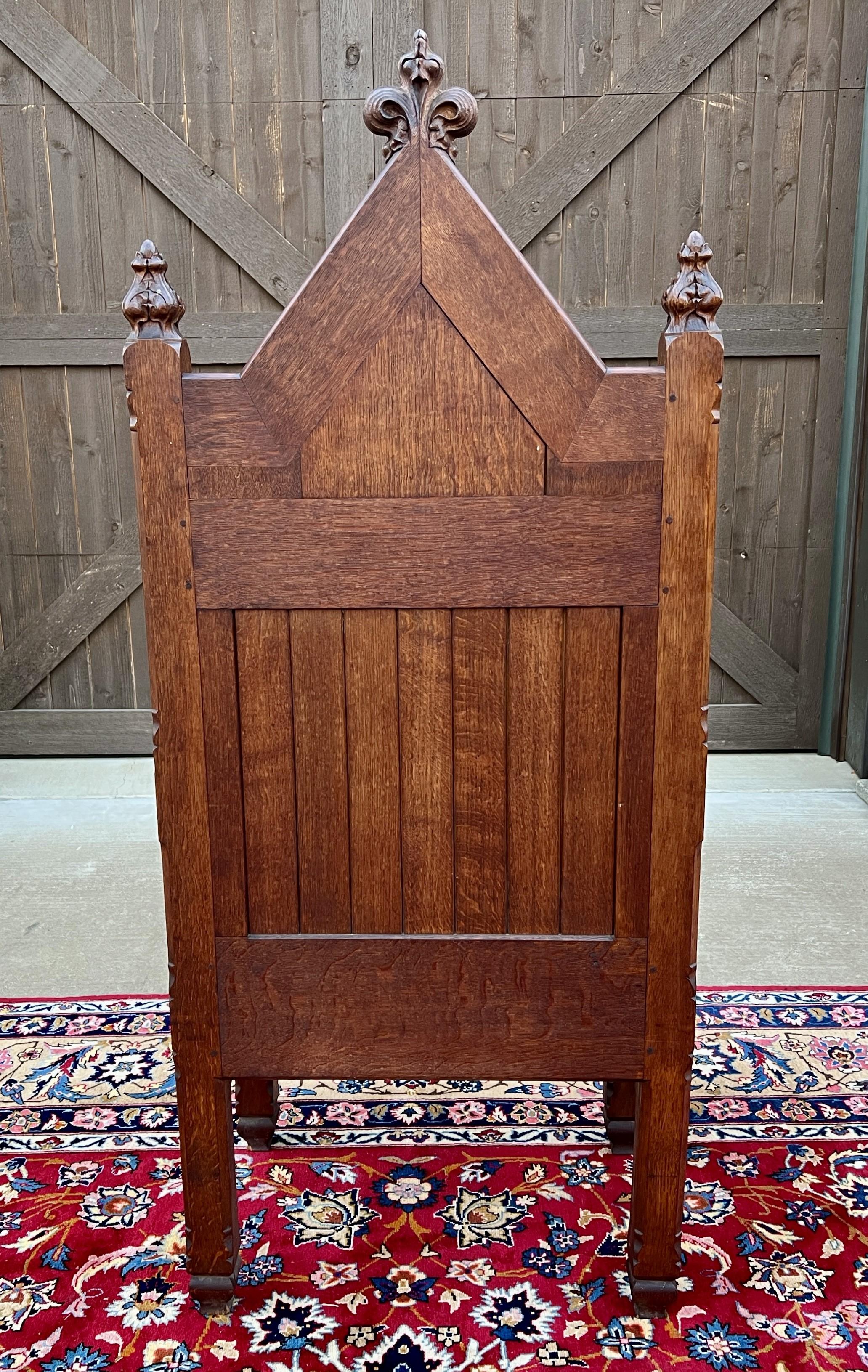 Antique French Chair Gothic Revival Bishops Throne Altar Chair Cushion Oak 19thC in vendita 12