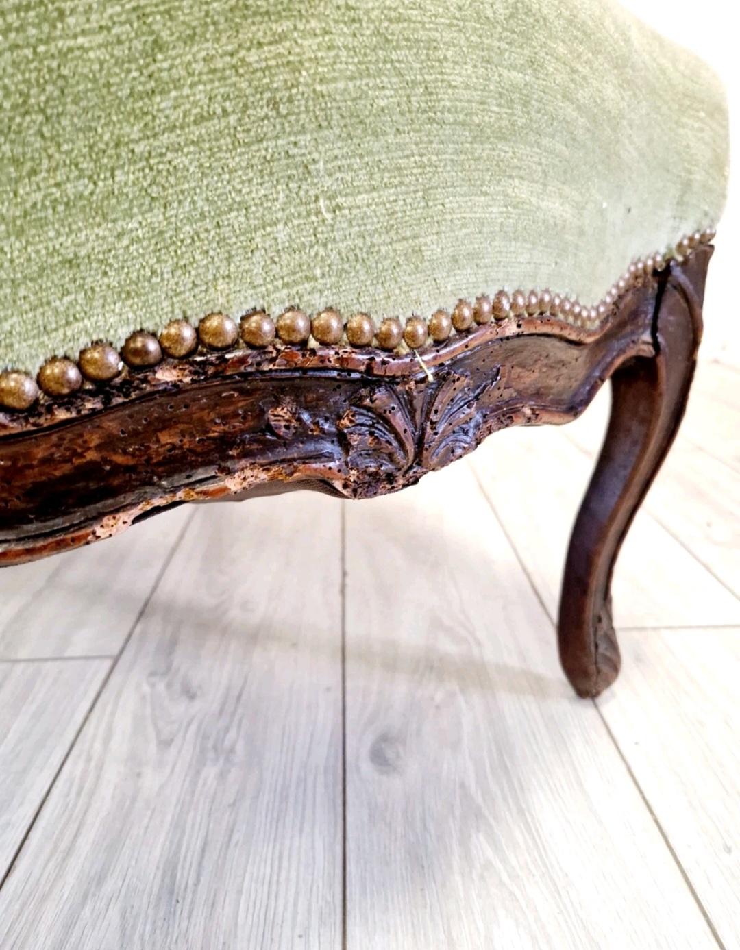 Antique French Chaise Longue Stuhl Louis XV Stil (19. Jahrhundert) im Angebot