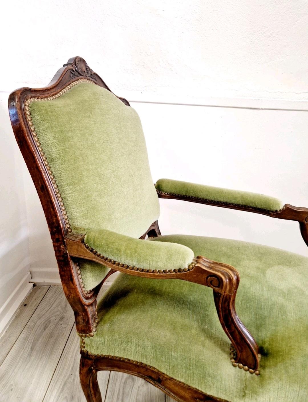 Antique French Chaise Longue Stuhl Louis XV Stil im Angebot 1