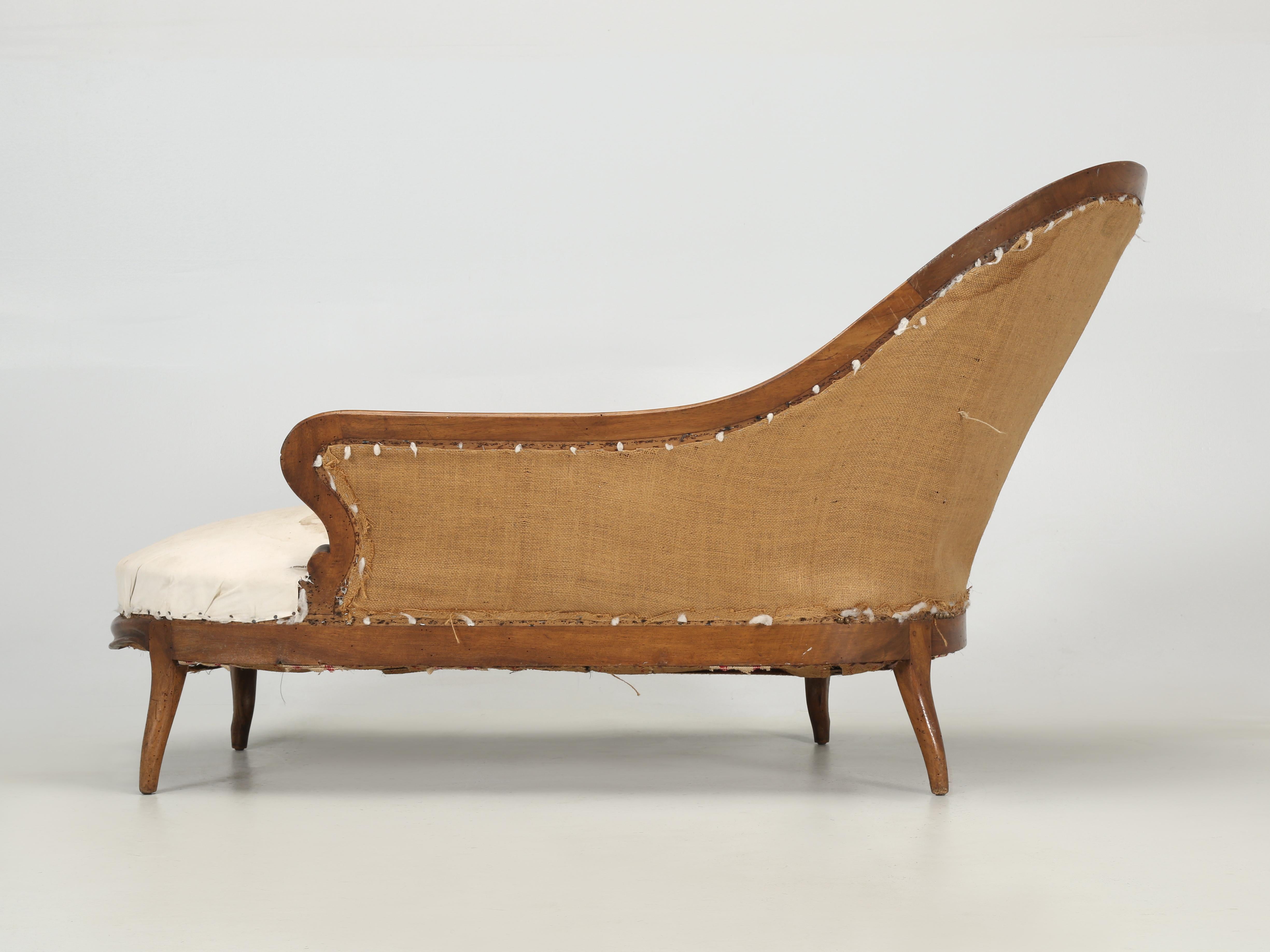 Antique French Chaise Lounge in Figured Walnut in the Méridienne Style, c1860's 6