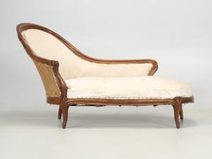 Antique French Chaise Lounge in Figured Walnut in the Méridienne Style, c1860's