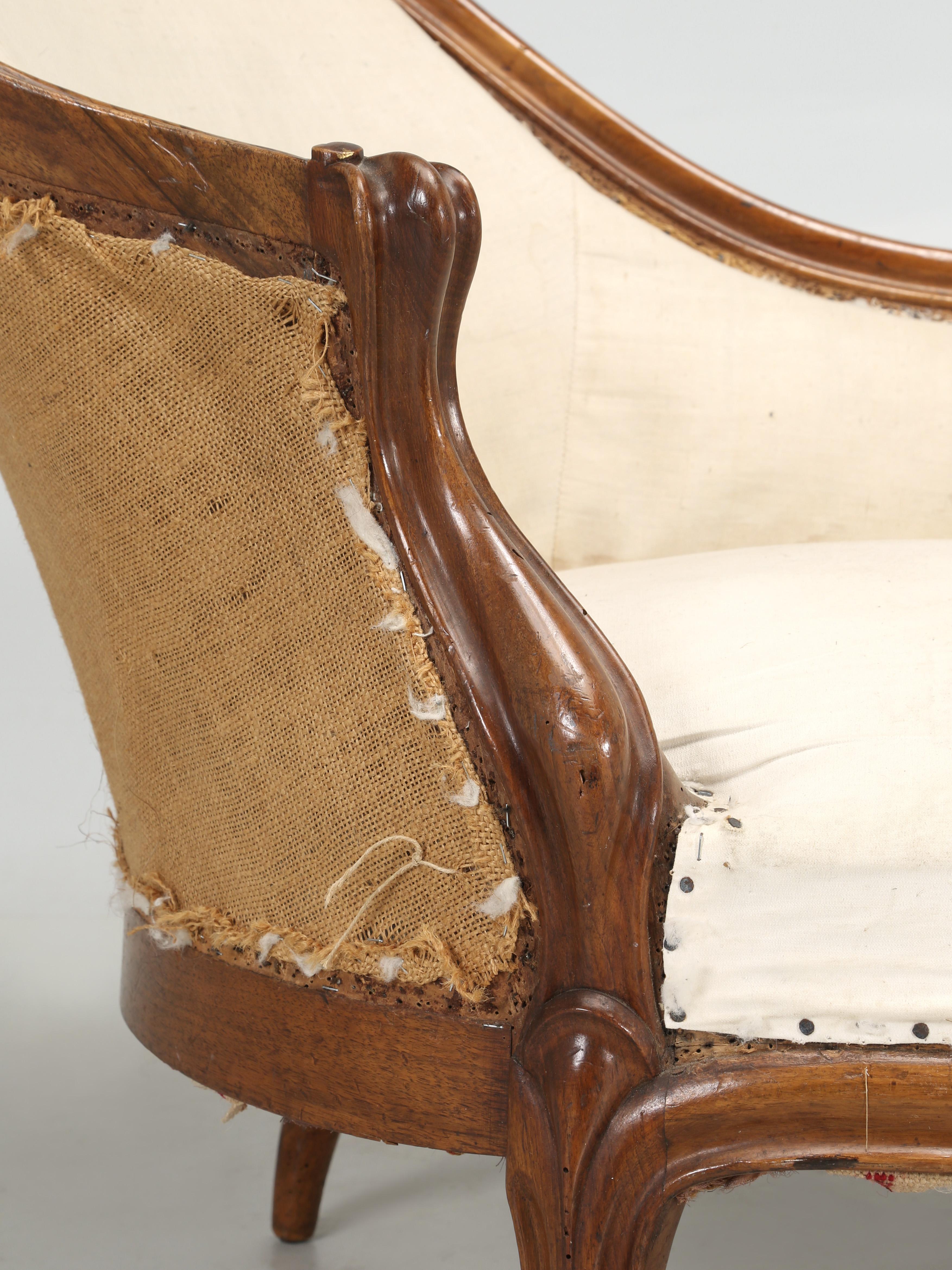 Mid-19th Century Antique French Chaise Lounge in Figured Walnut in the Méridienne Style, c1860's