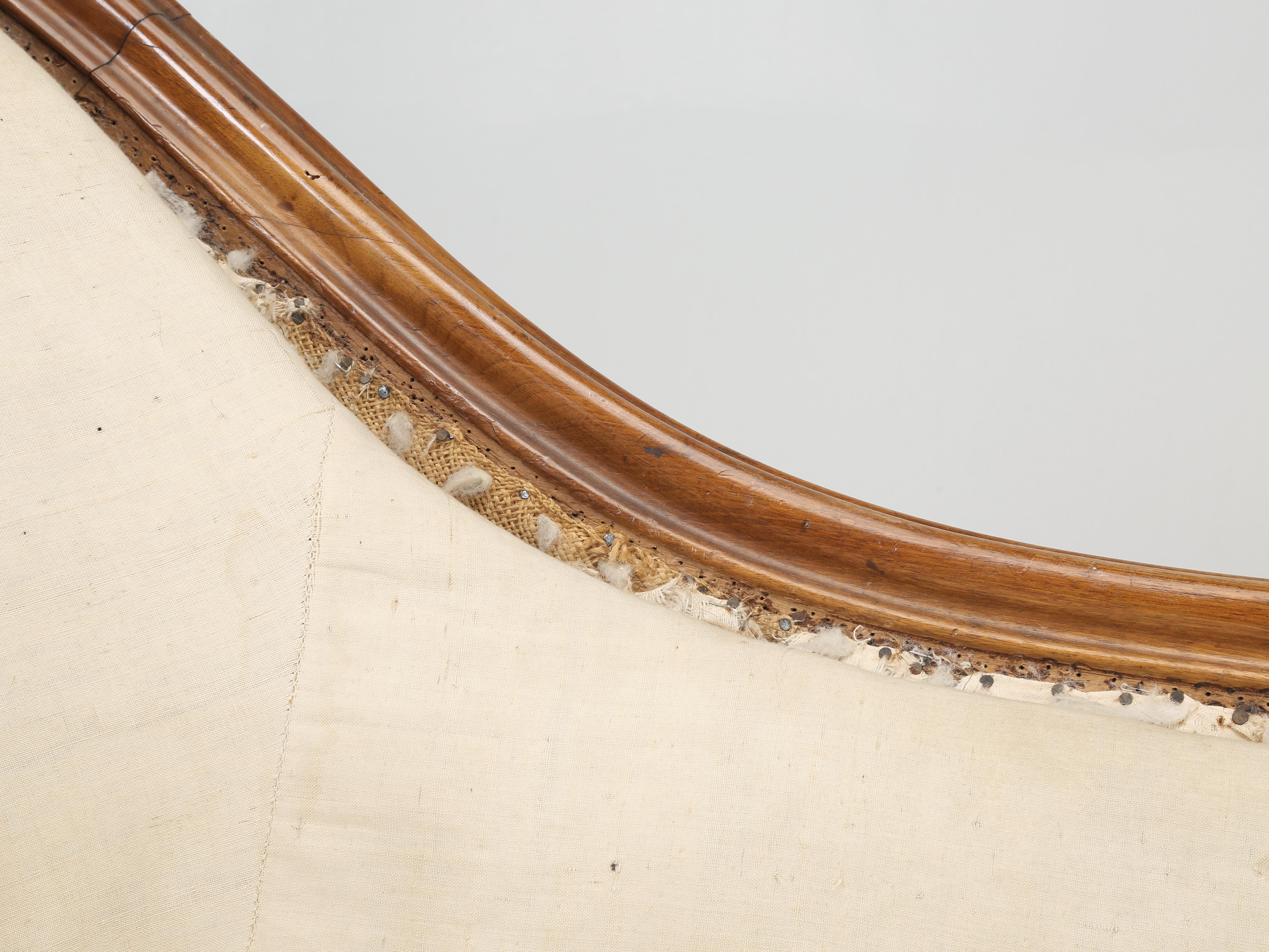 Fabric Antique French Chaise Lounge in Figured Walnut in the Méridienne Style, c1860's