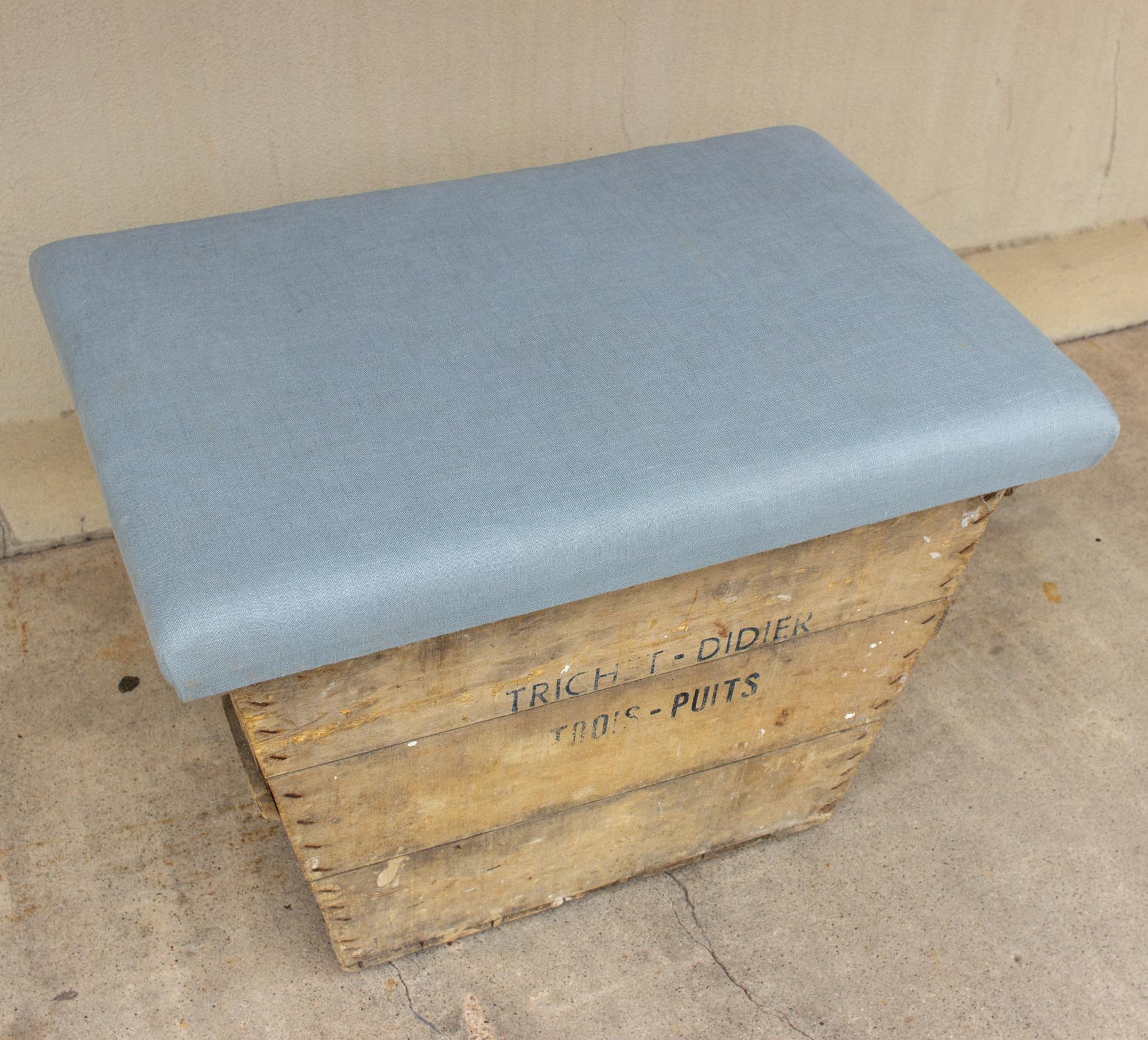 Antique French Champagne Harvest Ottoman with Upholstered Linen Top in Blue For Sale 6