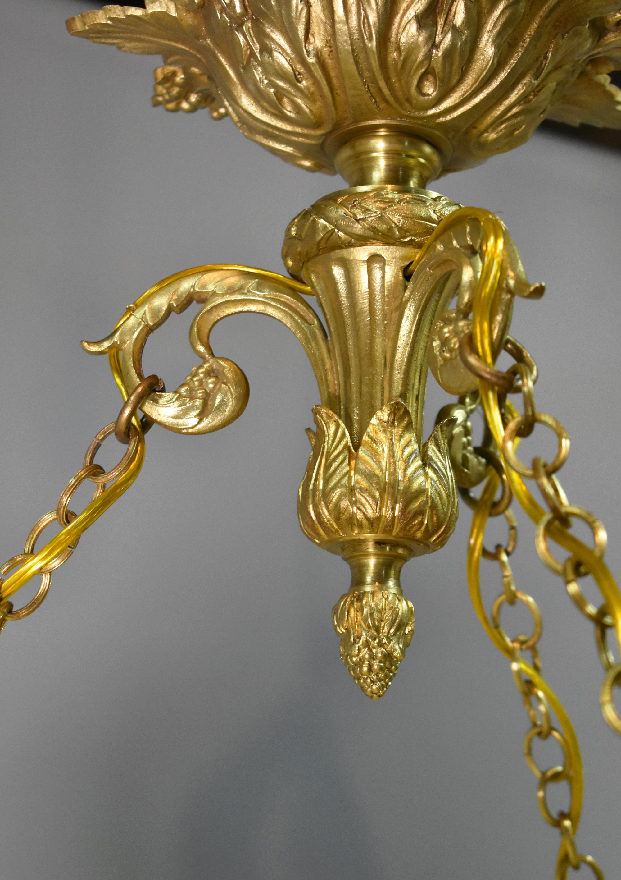 Antique French Chandelier in Bronze & Alabaster Napoleon III Second Empire For Sale 7