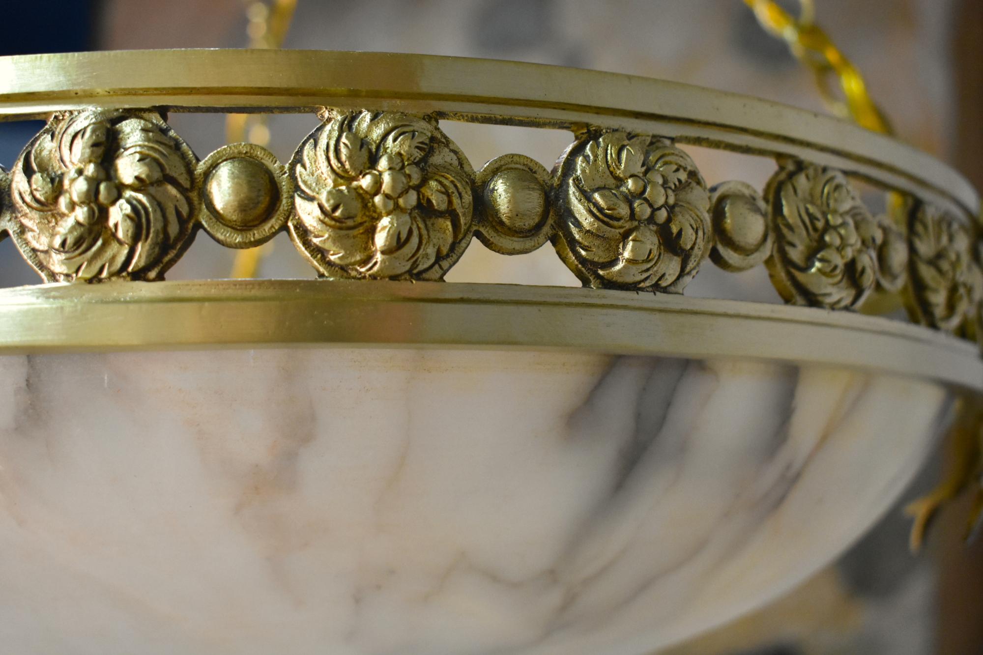Antiker französischer Kronleuchter aus Bronze und Alabaster, Napoleon III., Zweites Kaiserreich im Angebot 8