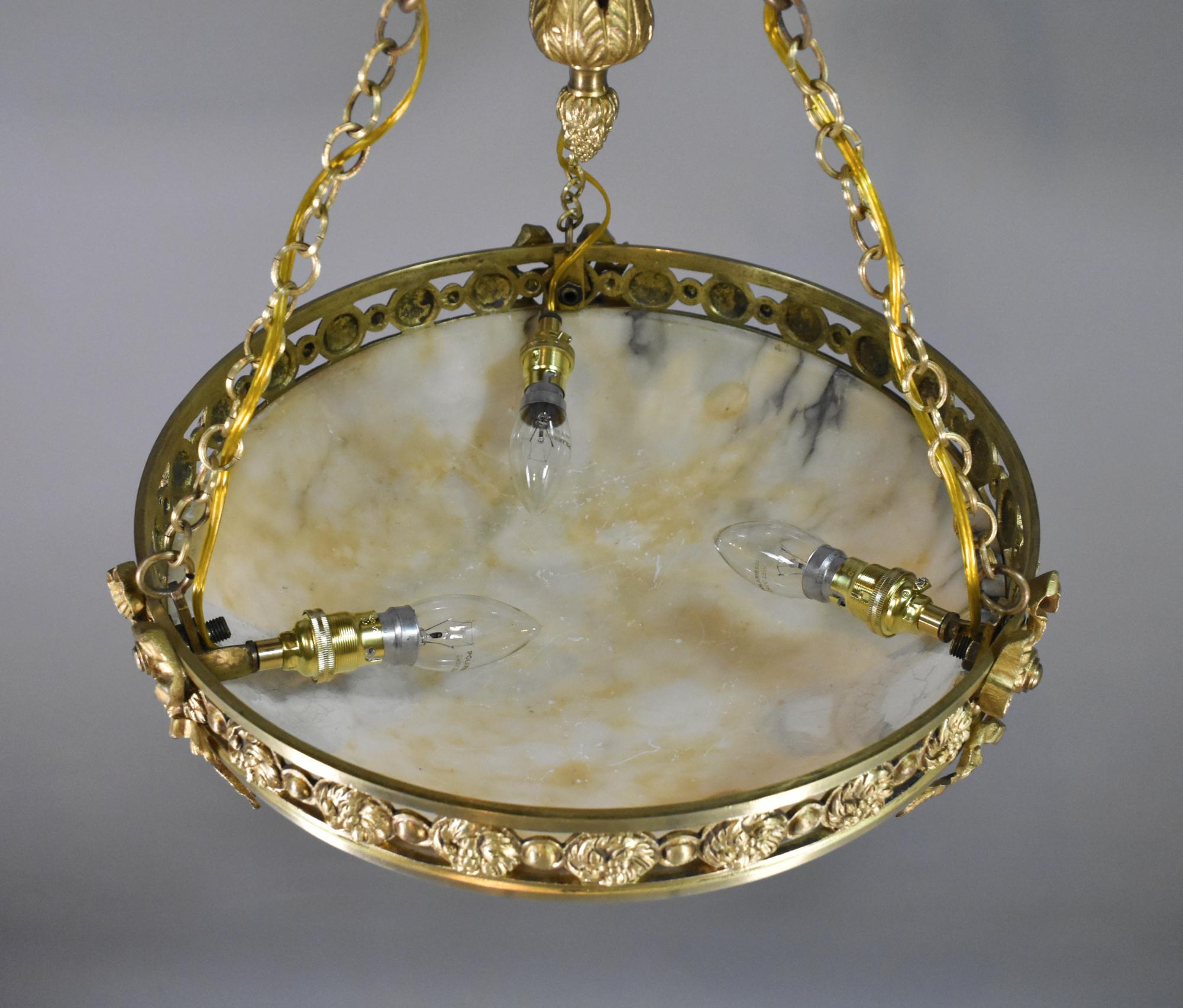 Antique French Chandelier in Bronze & Alabaster Napoleon III Second Empire For Sale 10