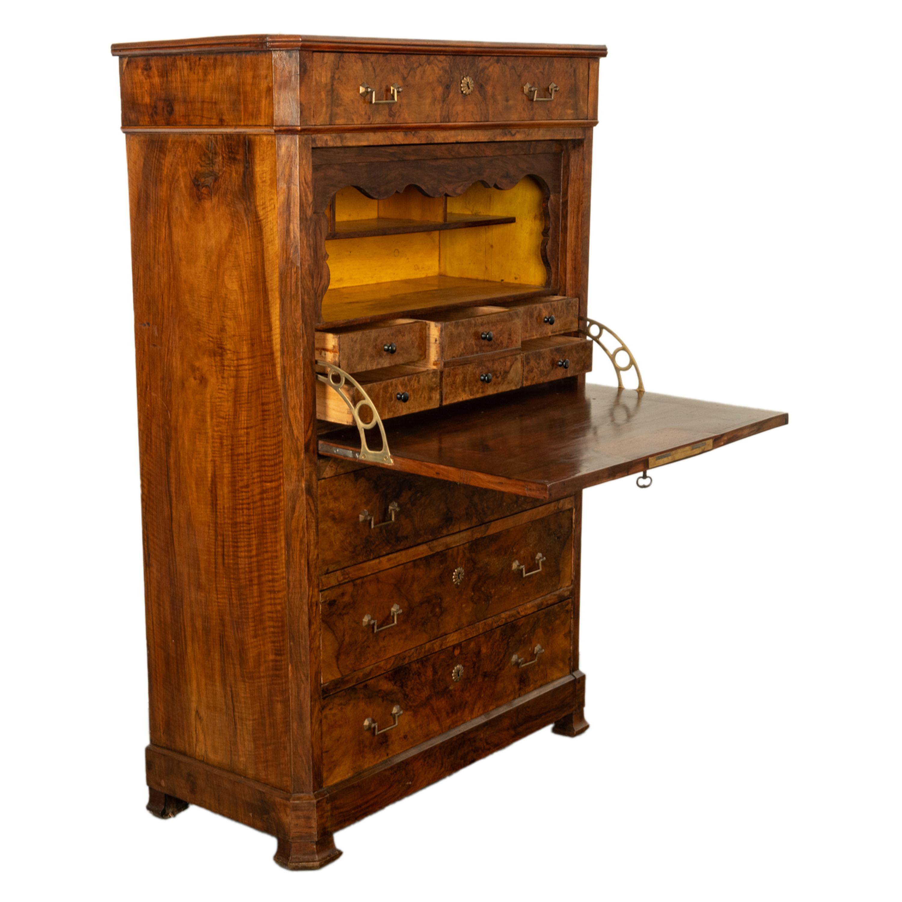 Antique French Charles X Classical Secrétaire à Abattant Desk Chest Walnut 1825 For Sale 5