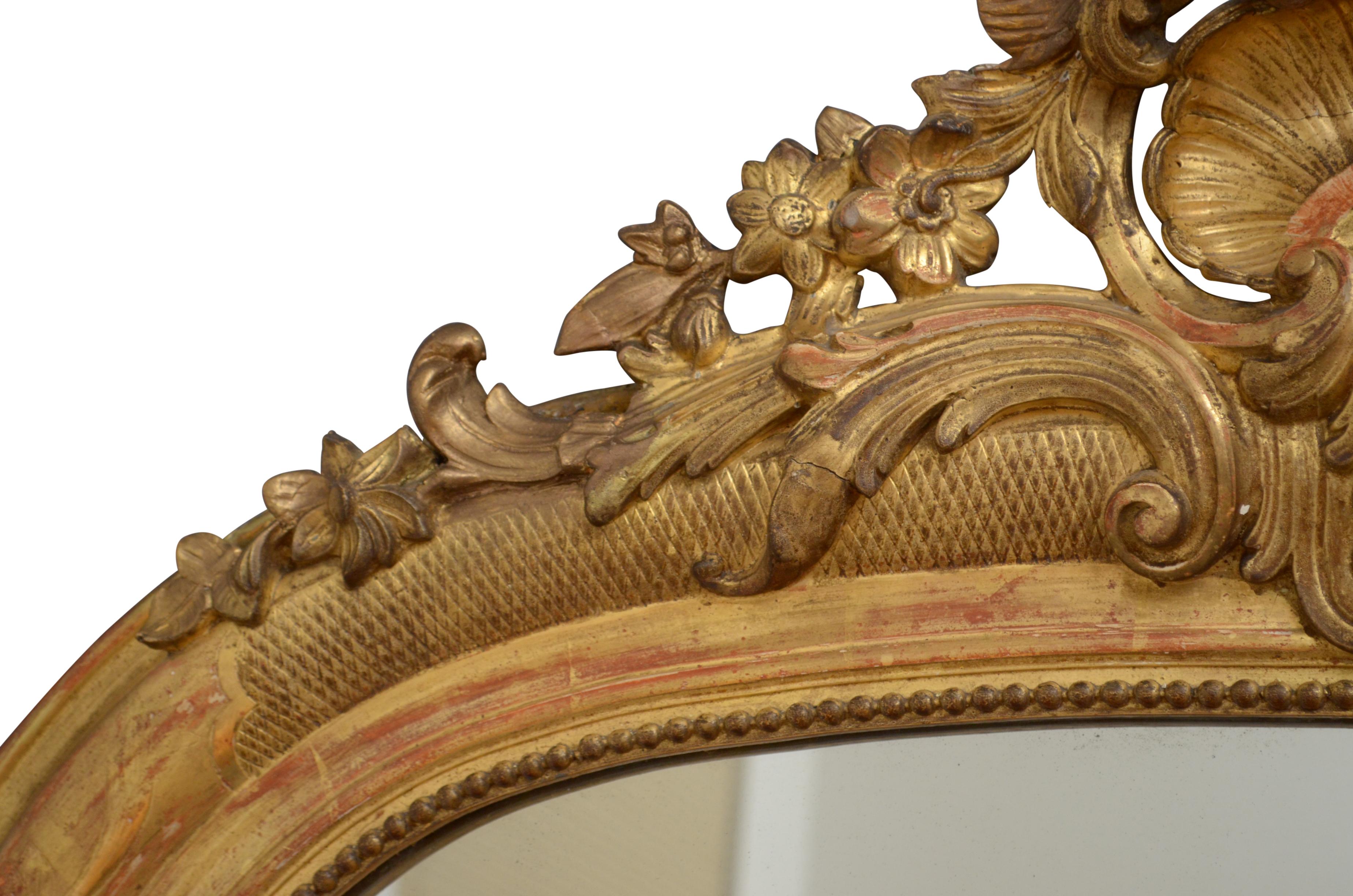 Antique Chateau French Espejo de pared de madera dorada Espejo de muelle c1870 siglo XIX en venta