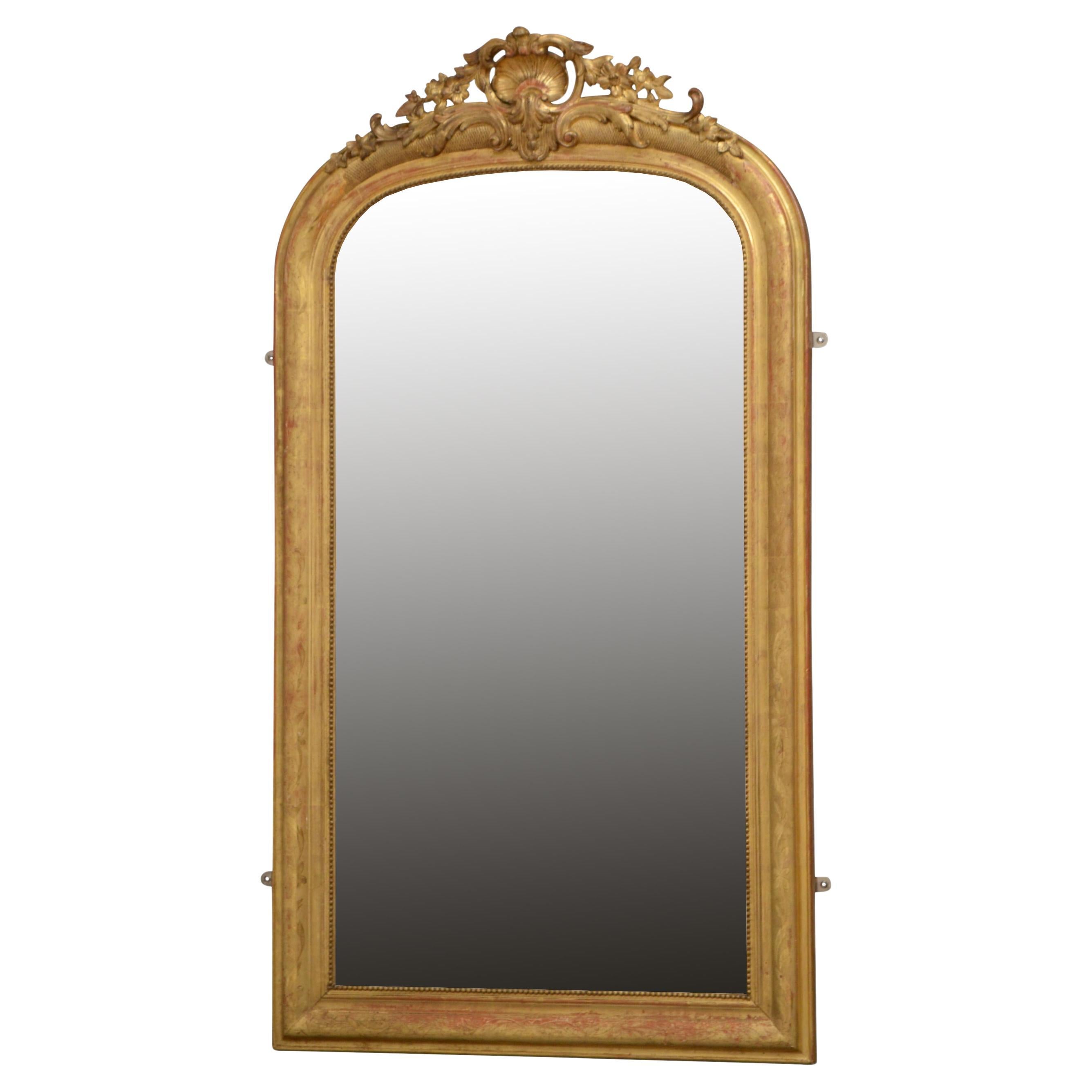 Antique Chateau French Espejo de pared de madera dorada Espejo de muelle c1870 en venta