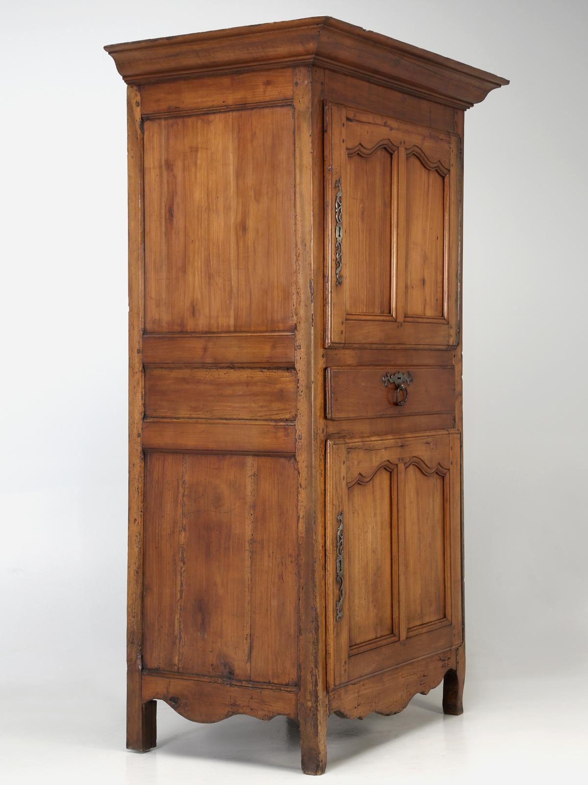 Antique French Cherrywood Bonnetiere 'Small Cupboard', circa 1700s 6