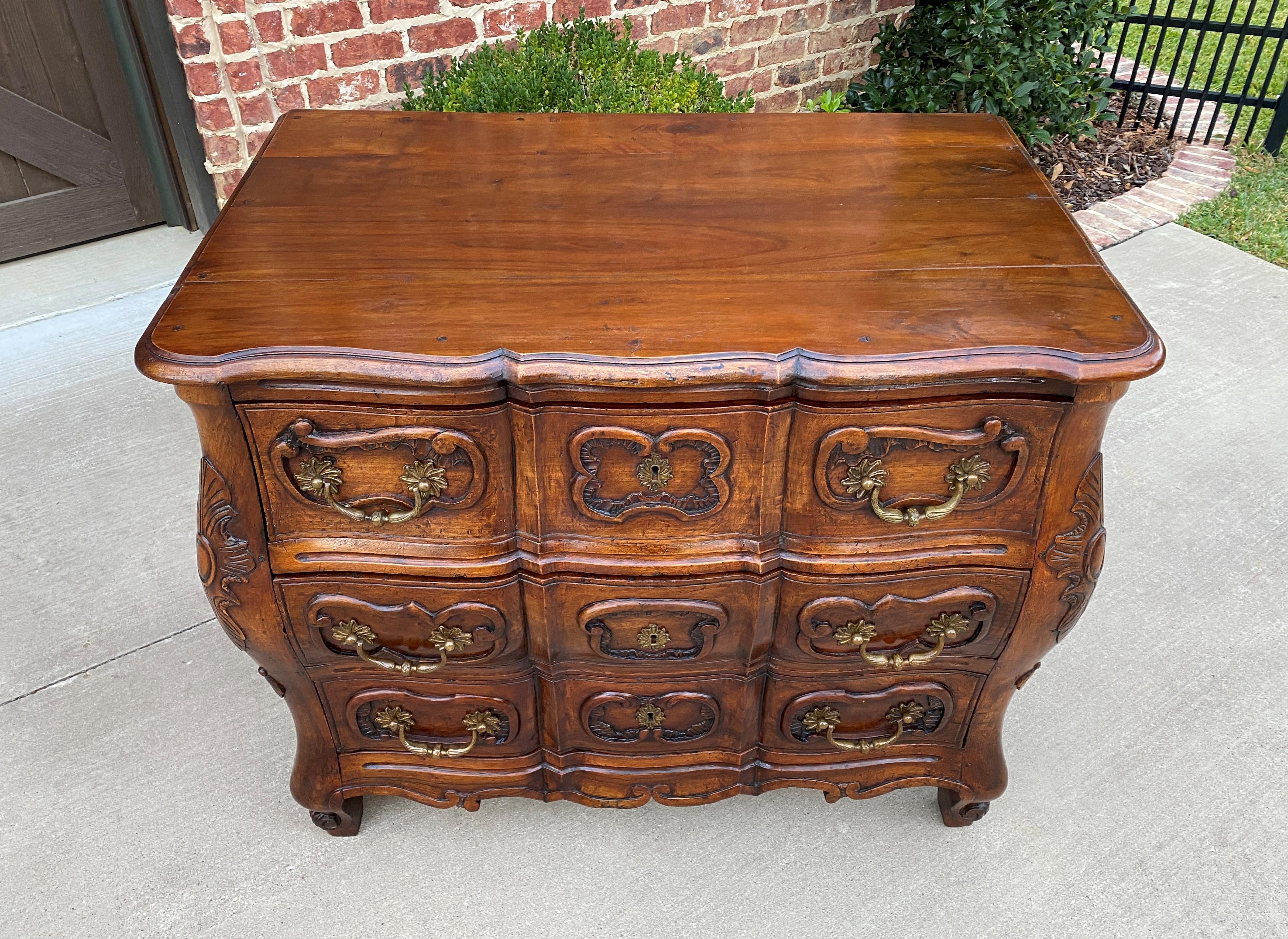 18th Century Antique French Chest of Drawers Commode Bombe Louis XV Cabinet Walnut 18th C