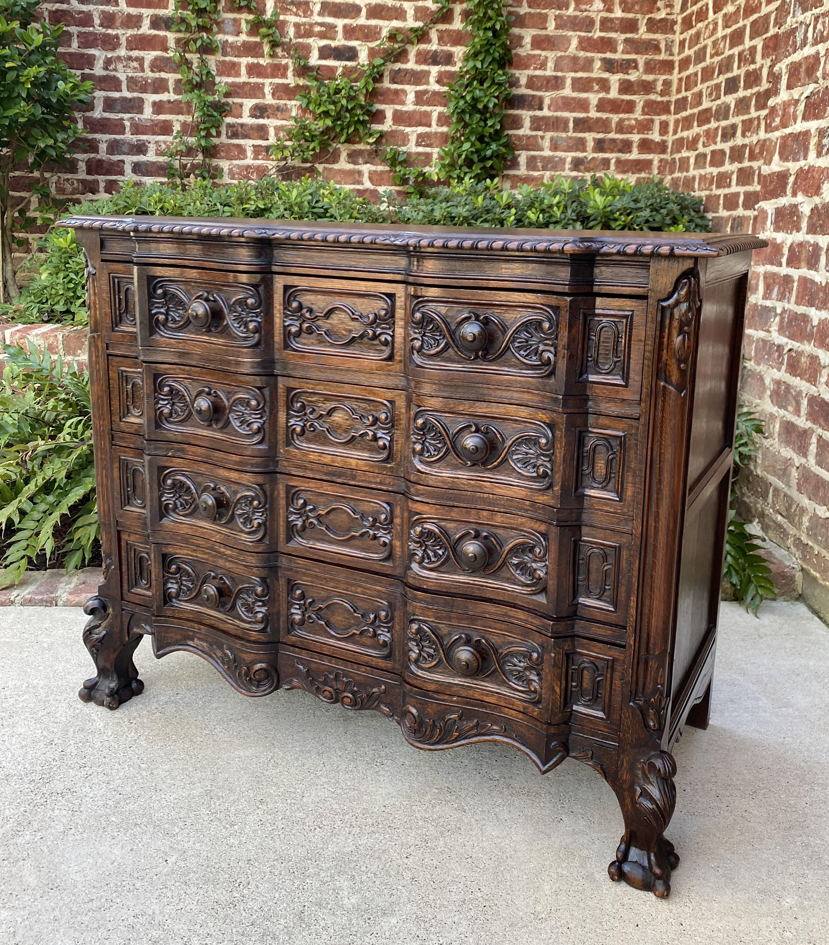 Antique French Chest of Drawers Commode Renaissance Cabinet Oak Sideboard Server In Good Condition In Tyler, TX
