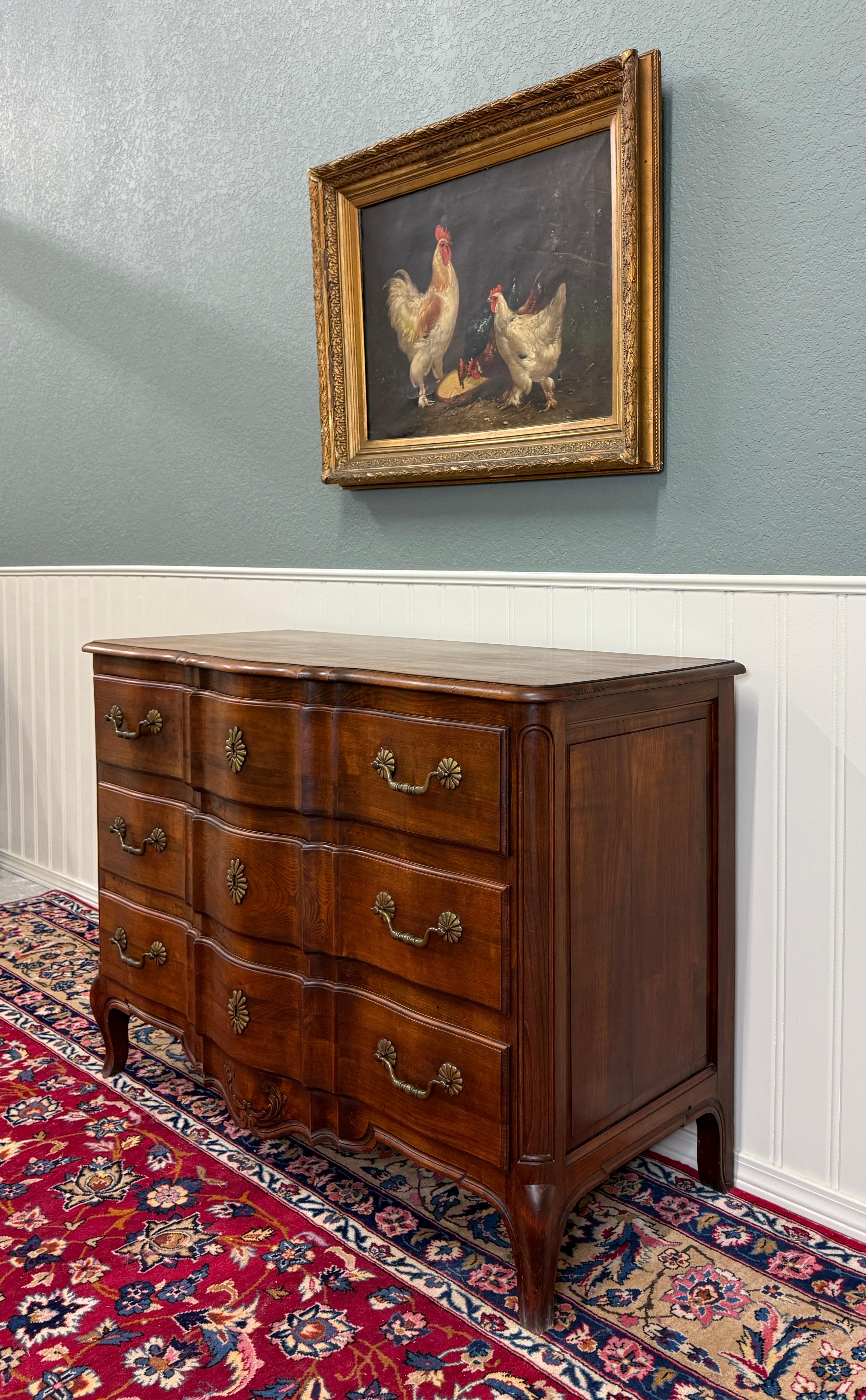 Antique French Chest of Drawers Commode Serpentine Carved Oak Louis XV c.1930s For Sale 5