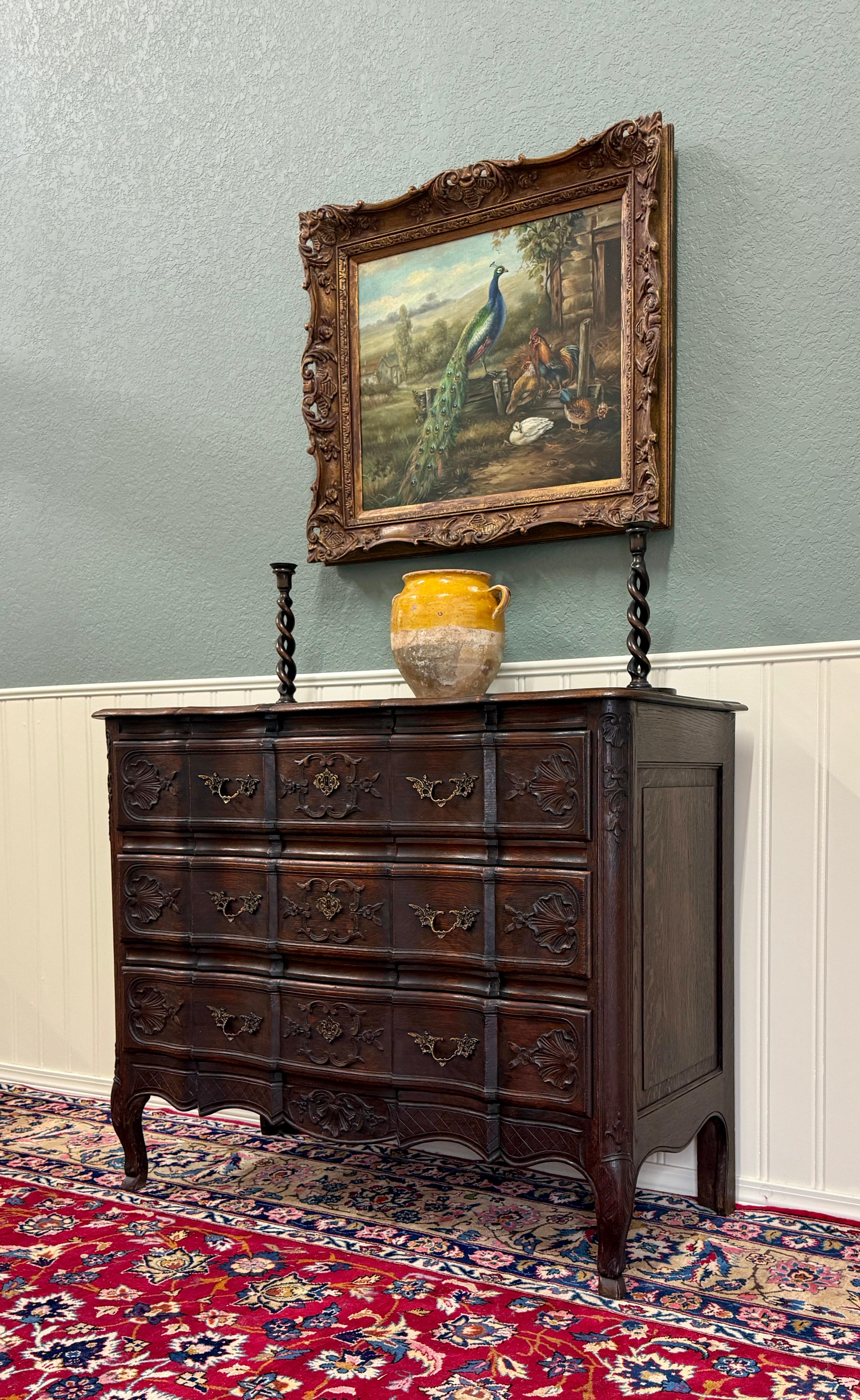 Antique French Cassettiera Commode Serpentine intagliata Oak Louis XV in vendita 6