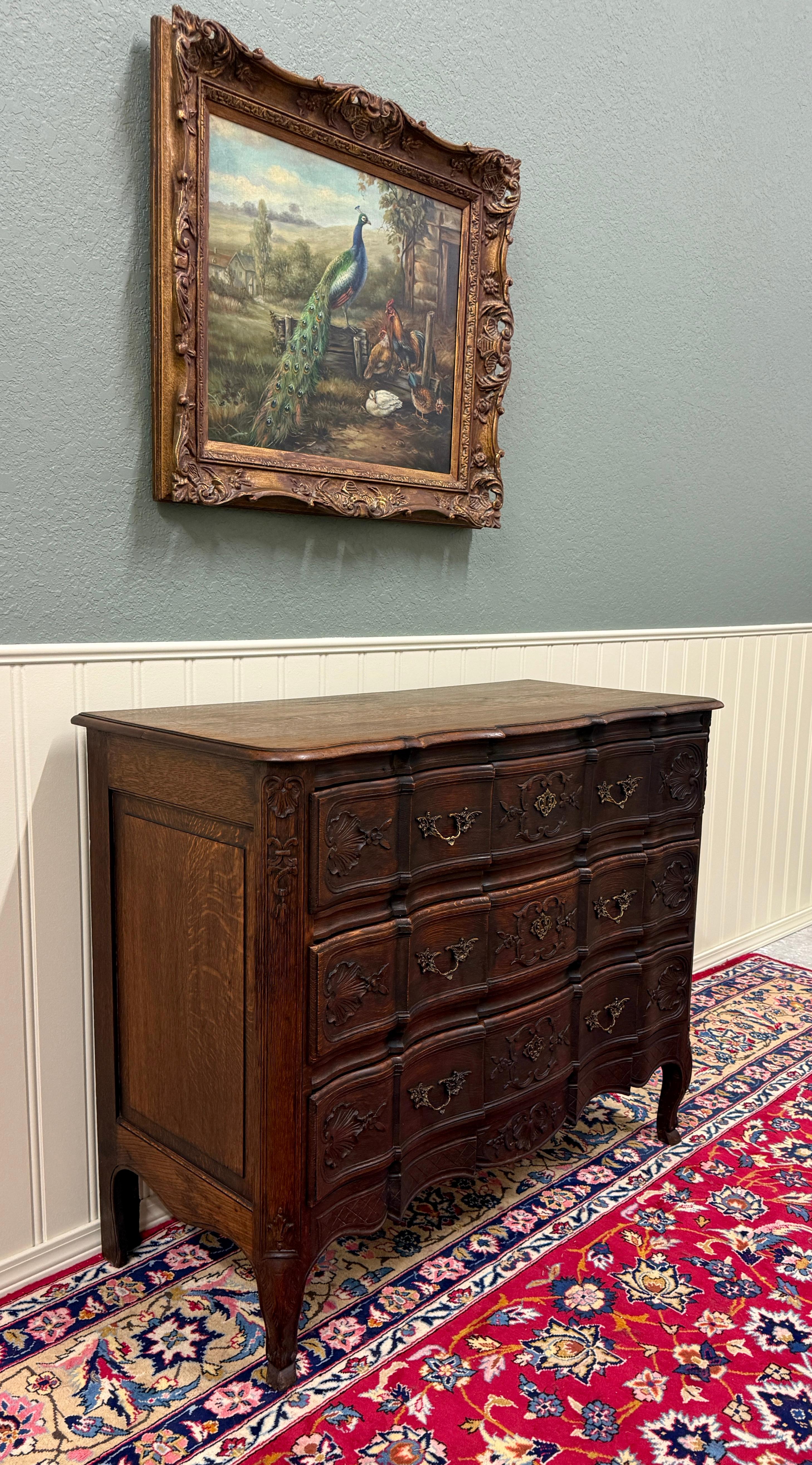 Antique French Cassettiera Commode Serpentine intagliata Oak Louis XV in vendita 9