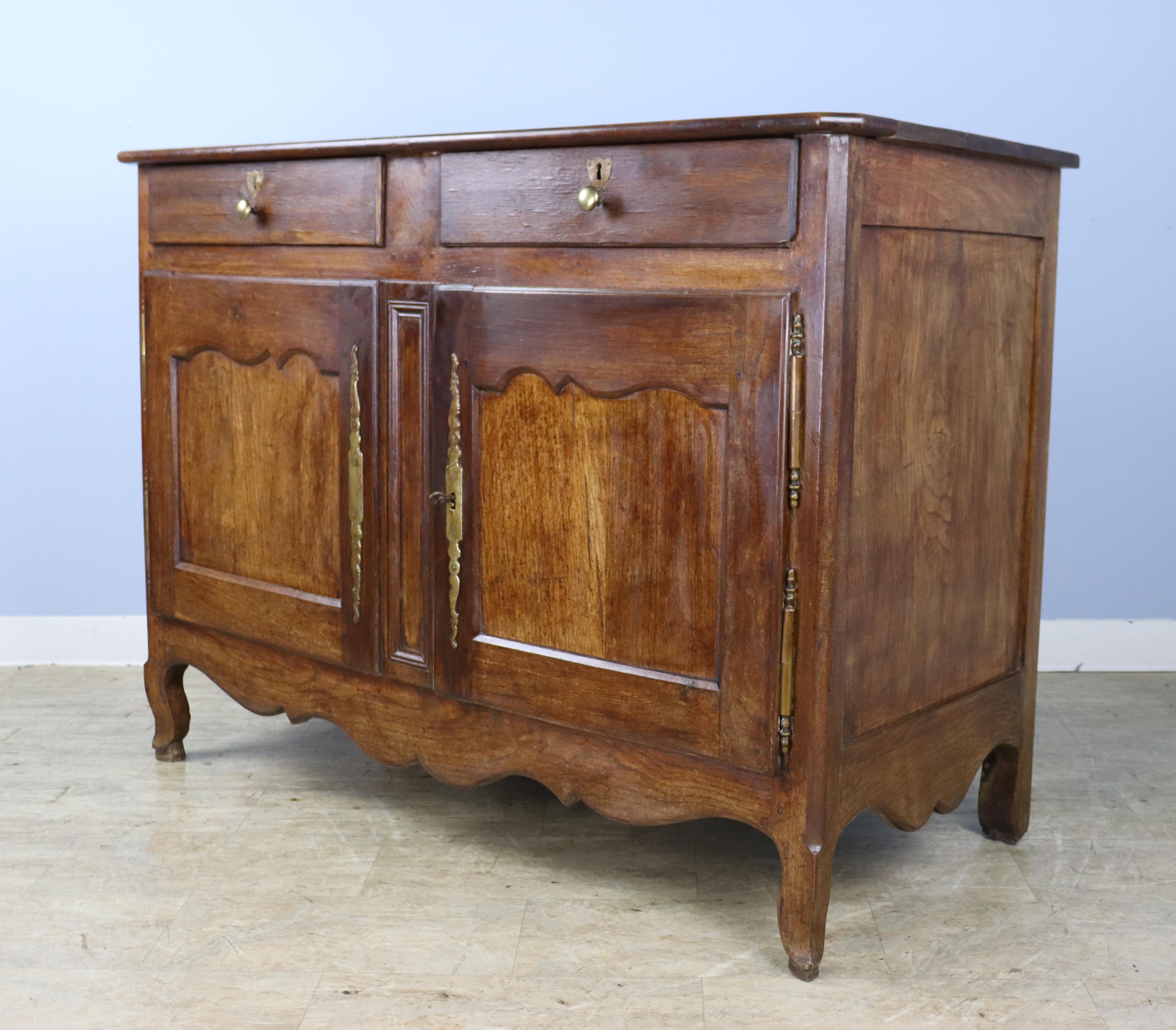 Antique French Chestnut Buffet In Good Condition For Sale In Port Chester, NY