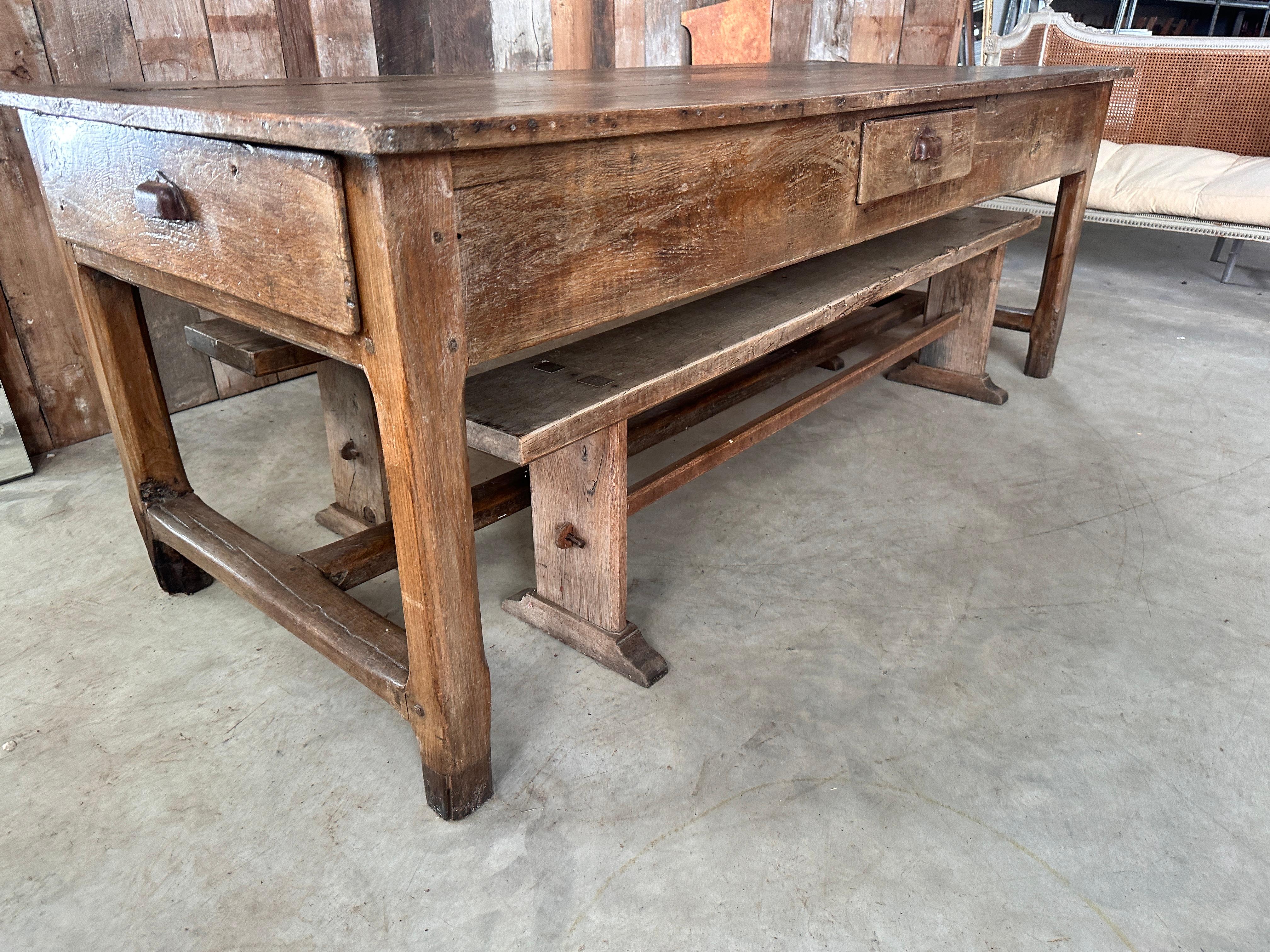 Antique French Chestnut Farmhouse Dordogne Refectory Dining Table and Benches For Sale 14