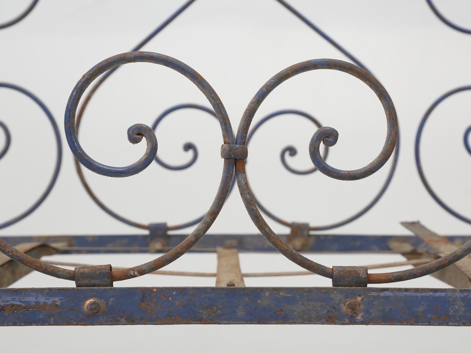 Hand-Crafted Antique French Child's Bed in Original Paint from Toulouse, France For Sale