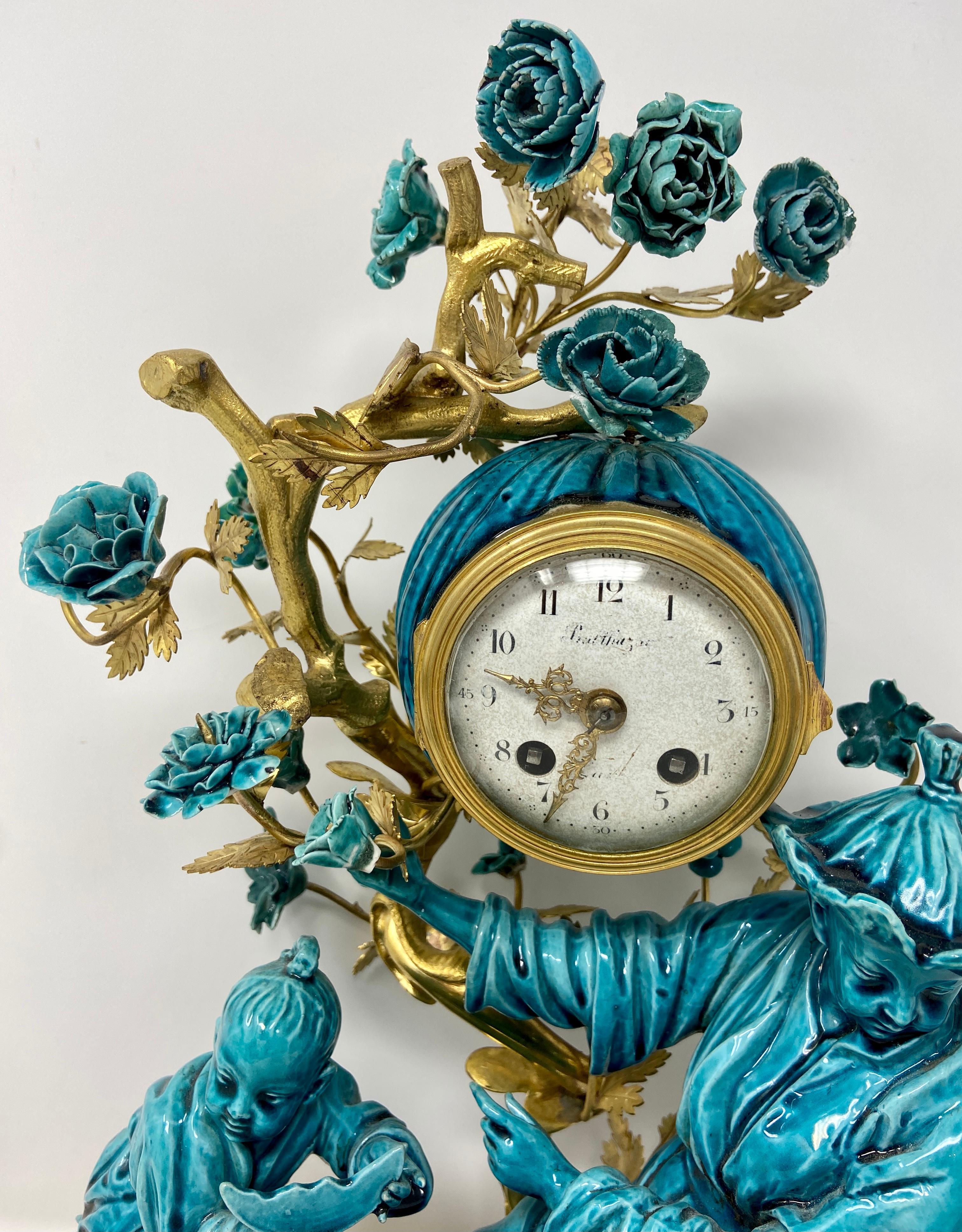 Antique French Chinoiserie Gold Bronze & Turquoise Porcelain Garniture Clock Set In Good Condition In New Orleans, LA