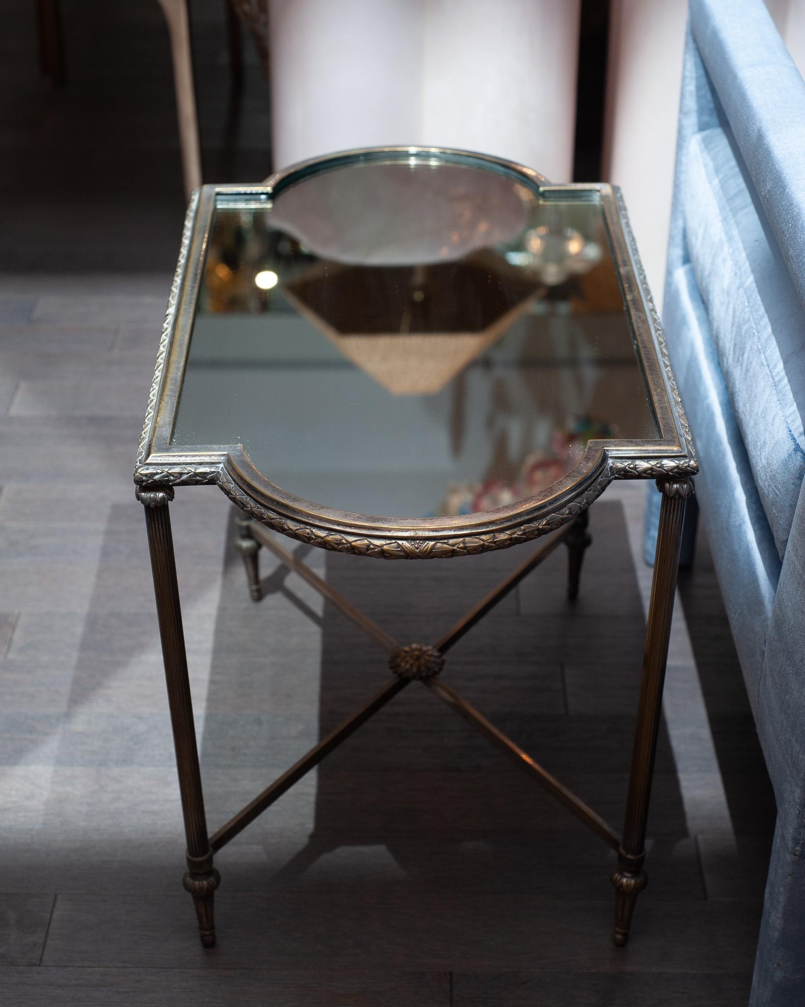 Antique French Christofle Table with Mirrored Top in Silver Metal In Good Condition For Sale In Toronto, ON