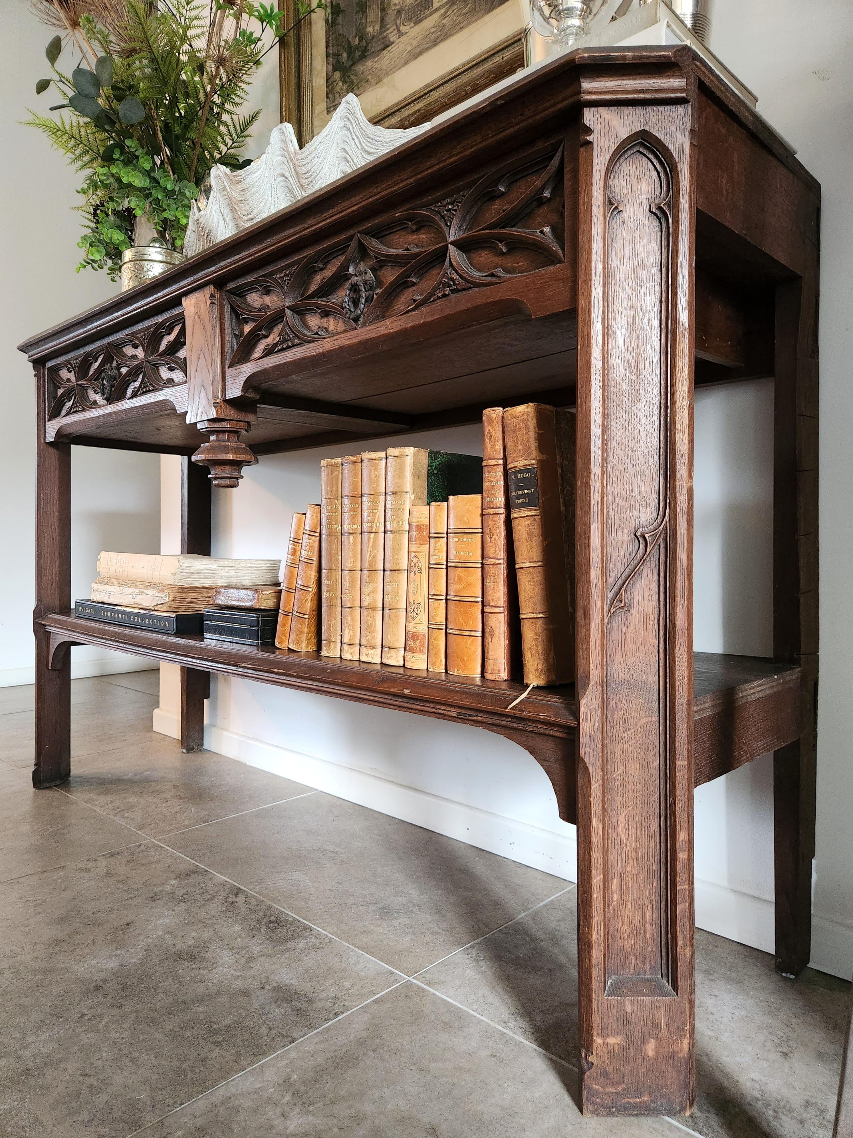 Antique console d'église française sculptée à la main, 19e siècle en vente 3