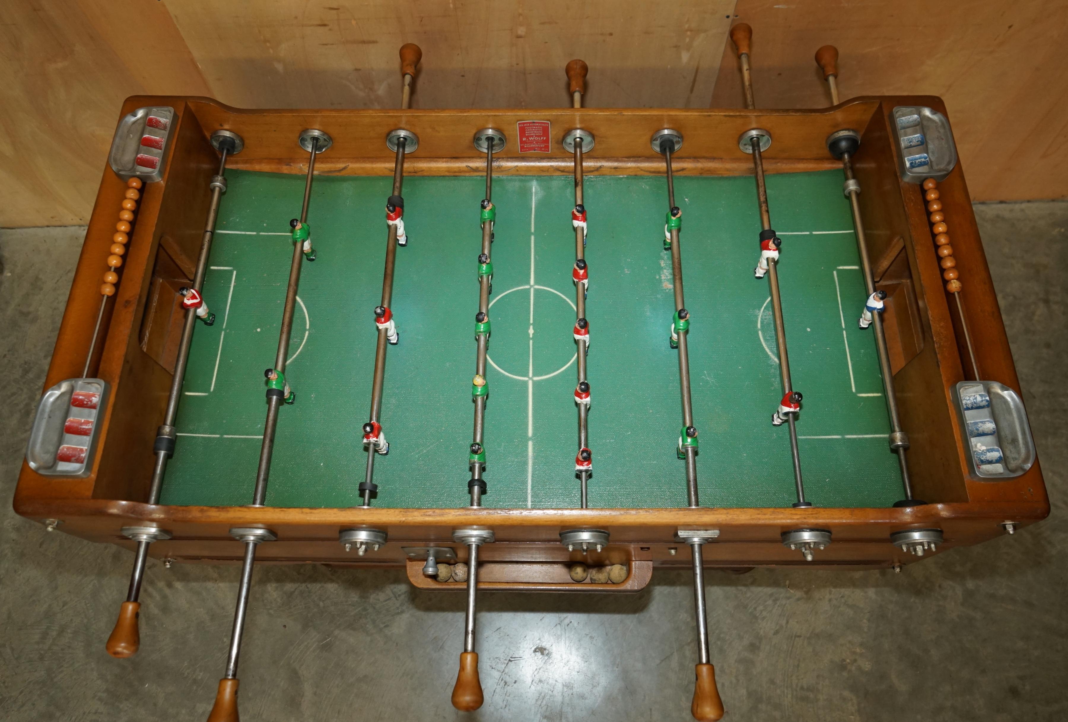 ANTIQUE FRENCH CIR 1920's R WOLFF LES JEUX AUTOMATIQUES FOOTBALL FOOSBALL TABLE For Sale 4