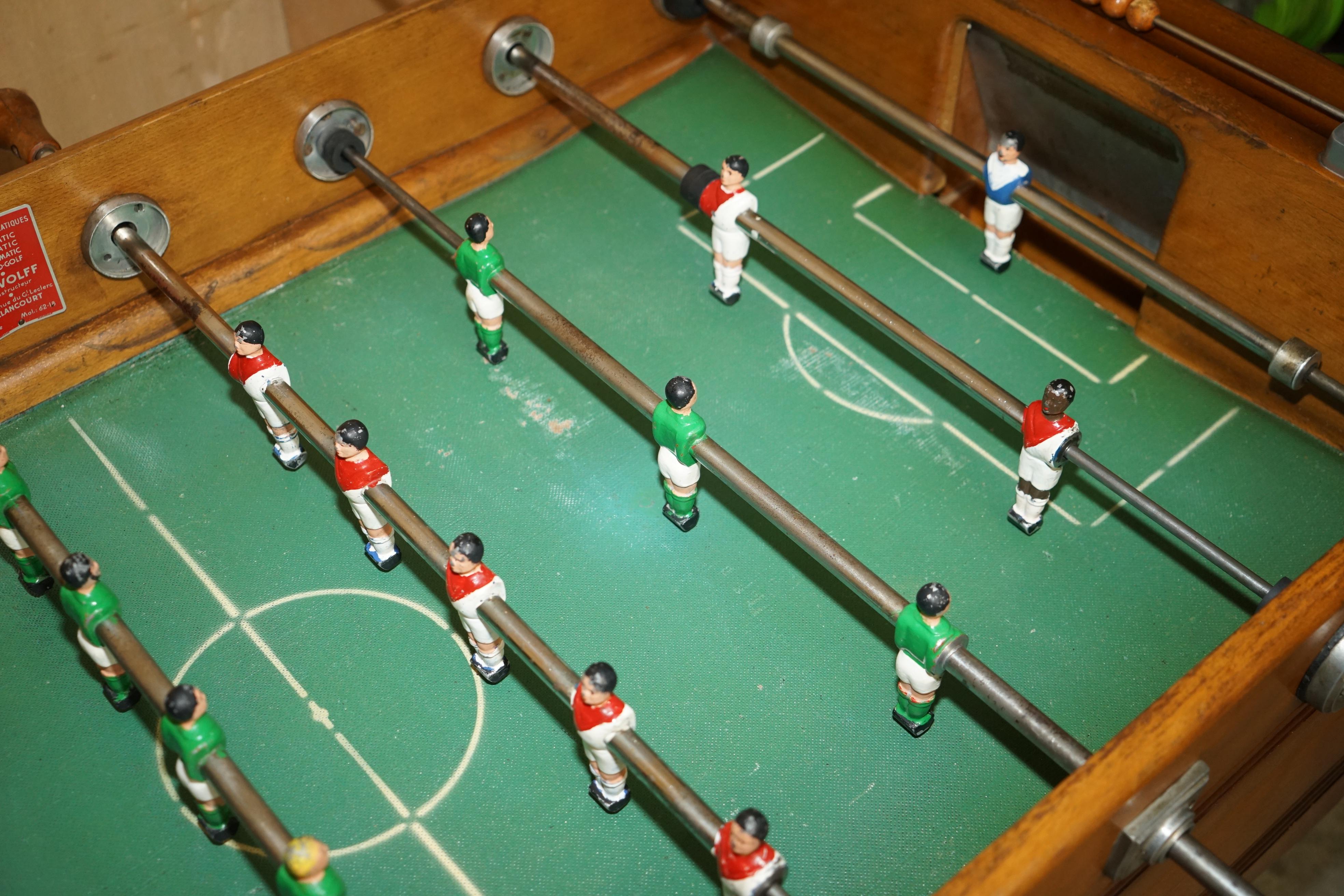 ANTIQUE FRENCH CIR 1920's R WOLFF LES JEUX AUTOMATIQUES FOOTBALL FOOSBALL TABLE For Sale 6
