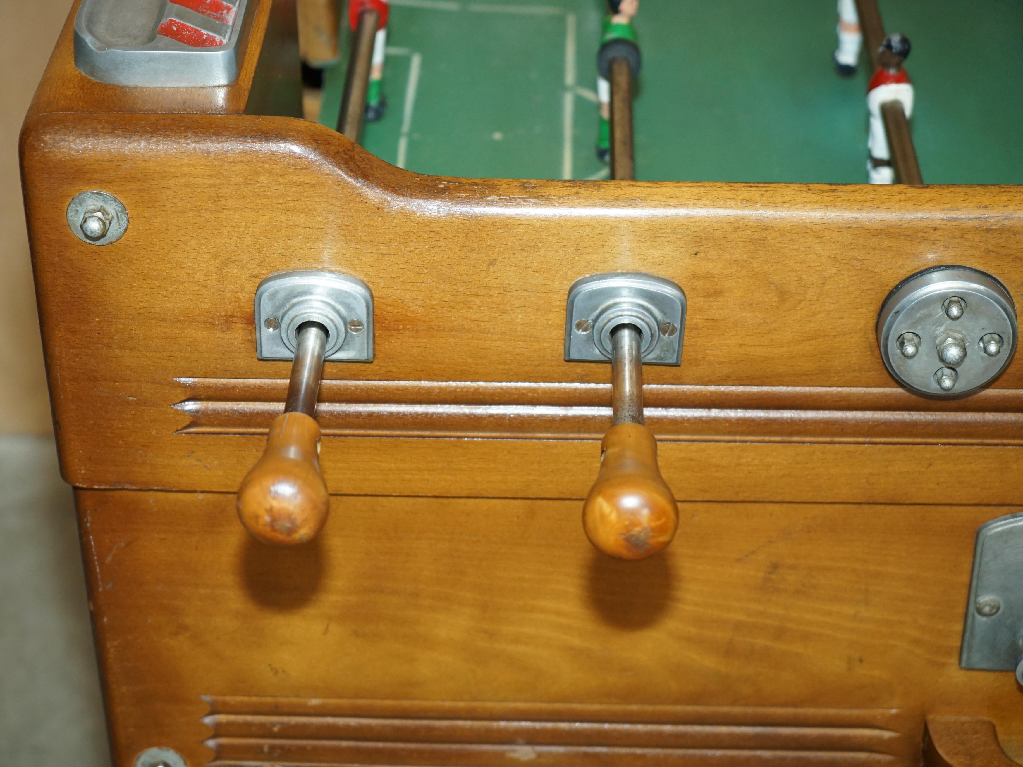 Oak ANTIQUE FRENCH CIR 1920's R WOLFF LES JEUX AUTOMATIQUES FOOTBALL FOOSBALL TABLE For Sale
