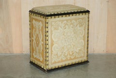 ANTiQUE FRENCH CIRCA 1880 ORIGINAL EMBROIDERED UPHOLSTERY FLORAL LINEN TRUNK