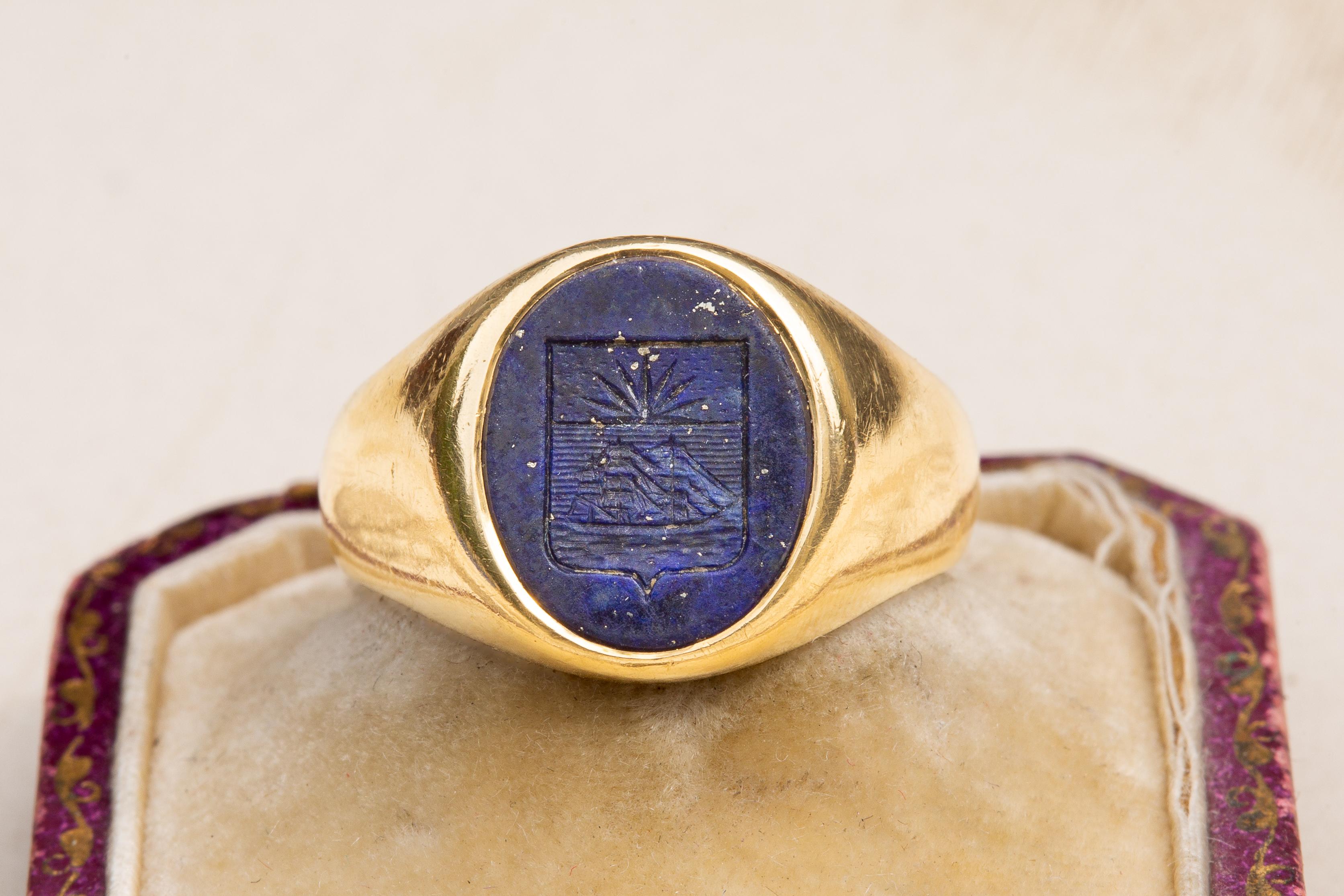Edwardian Antique French Coat of Arms Lapis Lazuli Intaglio Signet Ring Victorian