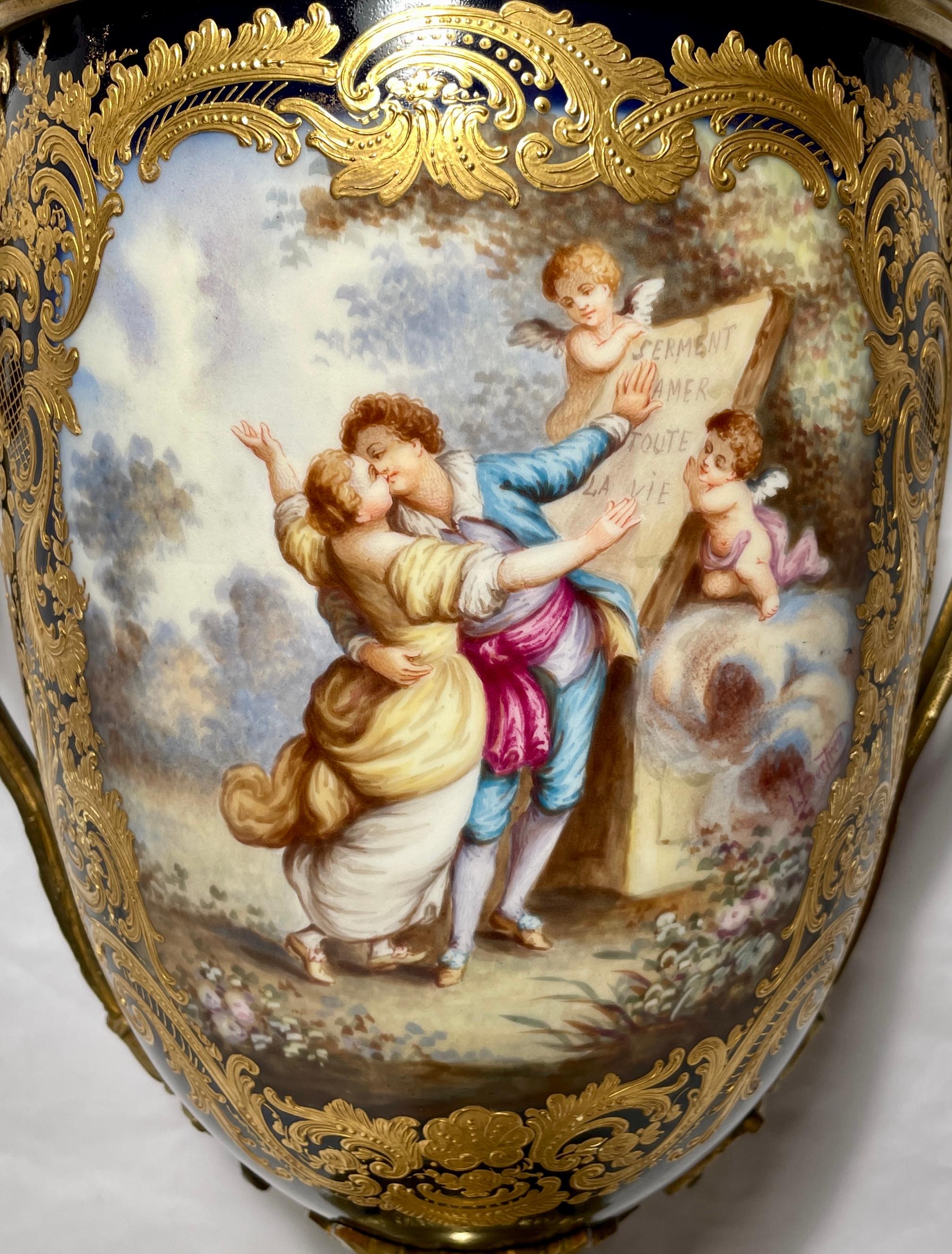 Antique French Cobalt Blue & Gold Sèvres Porcelain Vase, circa 1860-1880 In Good Condition In New Orleans, LA