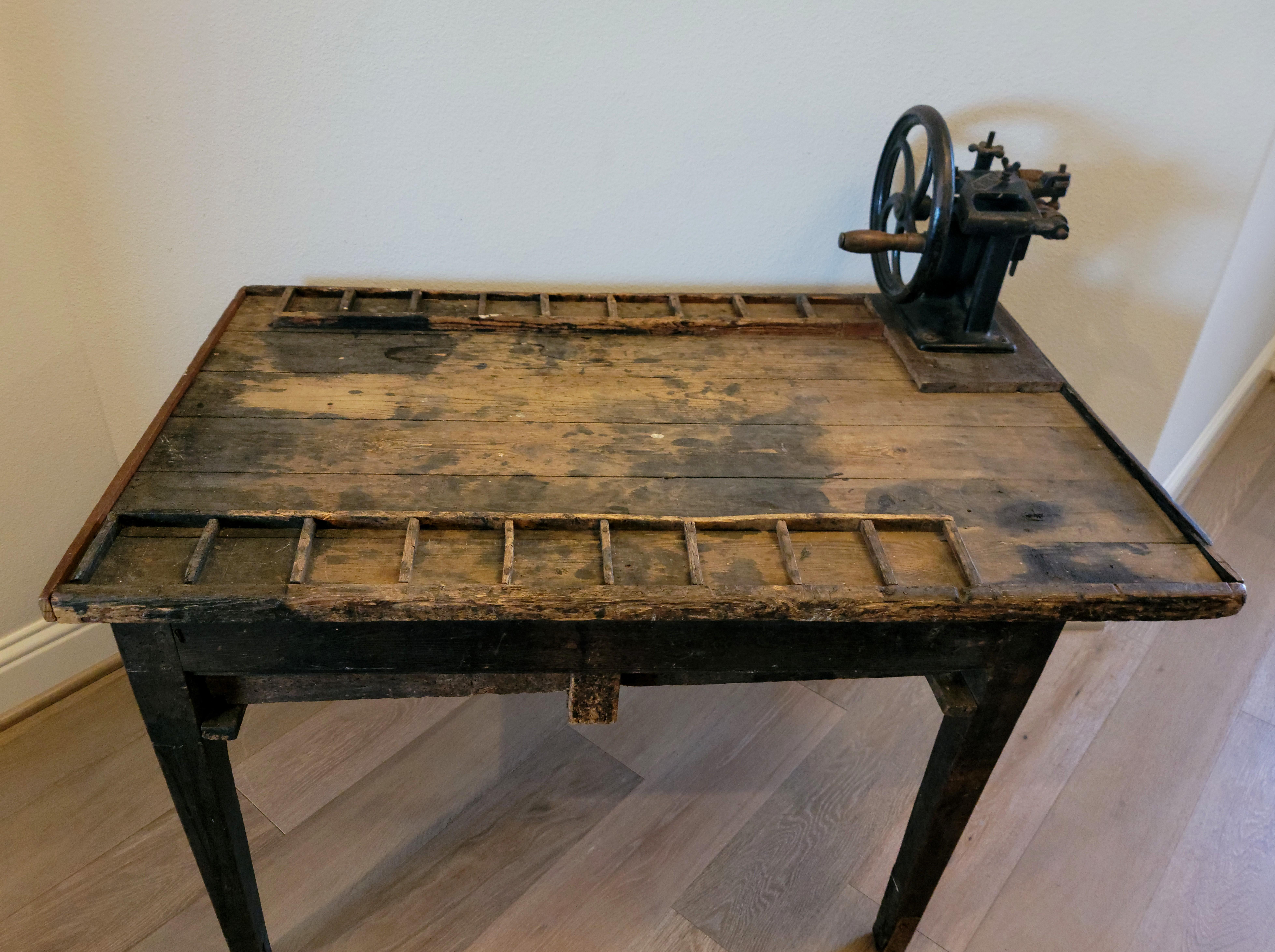 French Cobbler Leatherwork Shop Antique Industrial Craftsman Workbench Table 8
