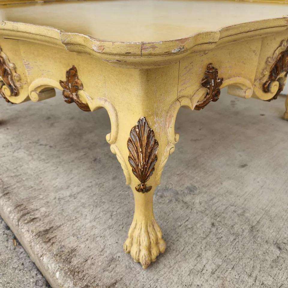 Antique French Coffee Cocktail Table (Mesa de centro francesa antigua) siglo XX en venta