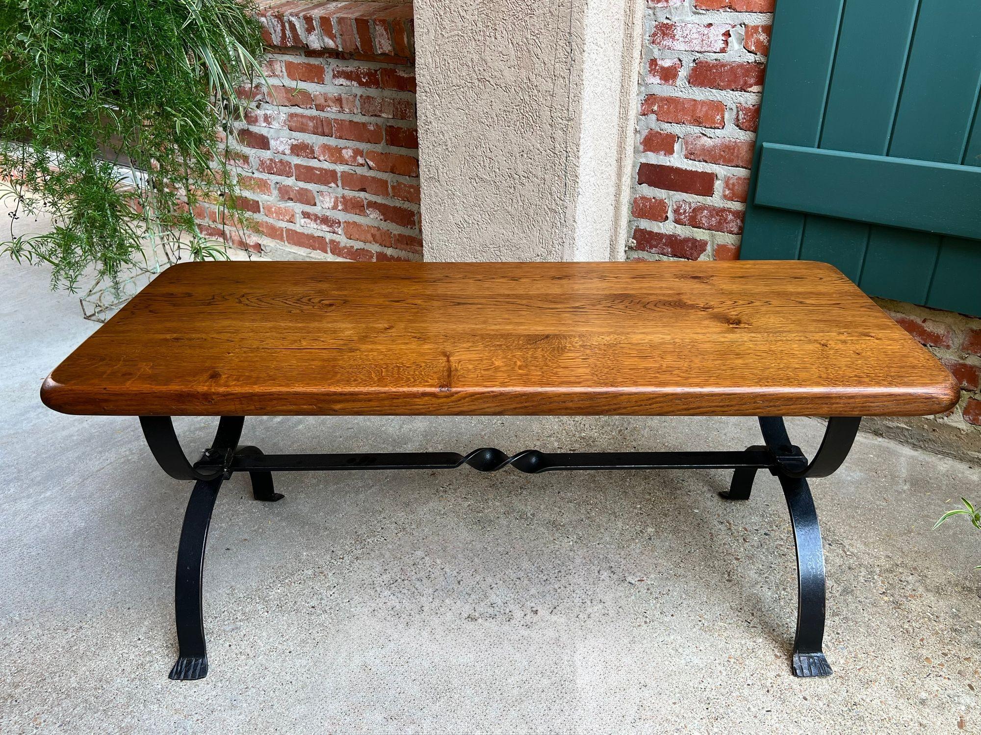 Antique French Coffee Table Bench Country Farmhouse Tiger Oak Wrought Iron c1920.

Direct from France, a lovely antique/vintage French Country coffee table (which could also be used as a window bench or hall piece)!

The table features a substantial