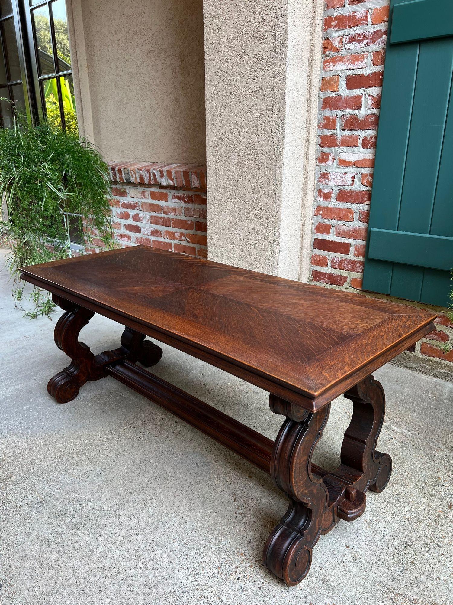 Provincial français Antique French Coffee Table Banc en chêne sculpté Baroque Window Hall Seat c1900. en vente