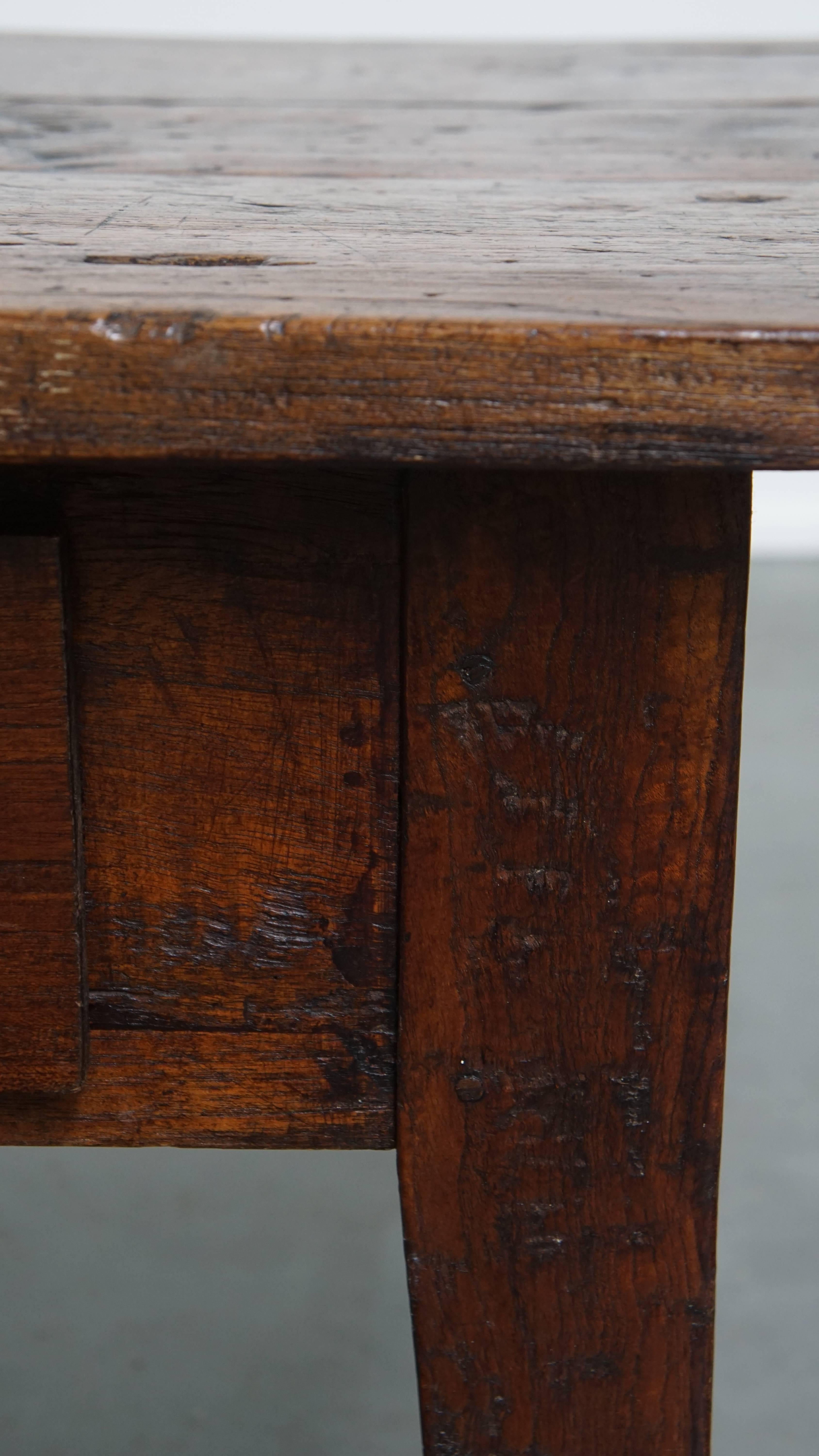 Table basse française ancienne en vente 3