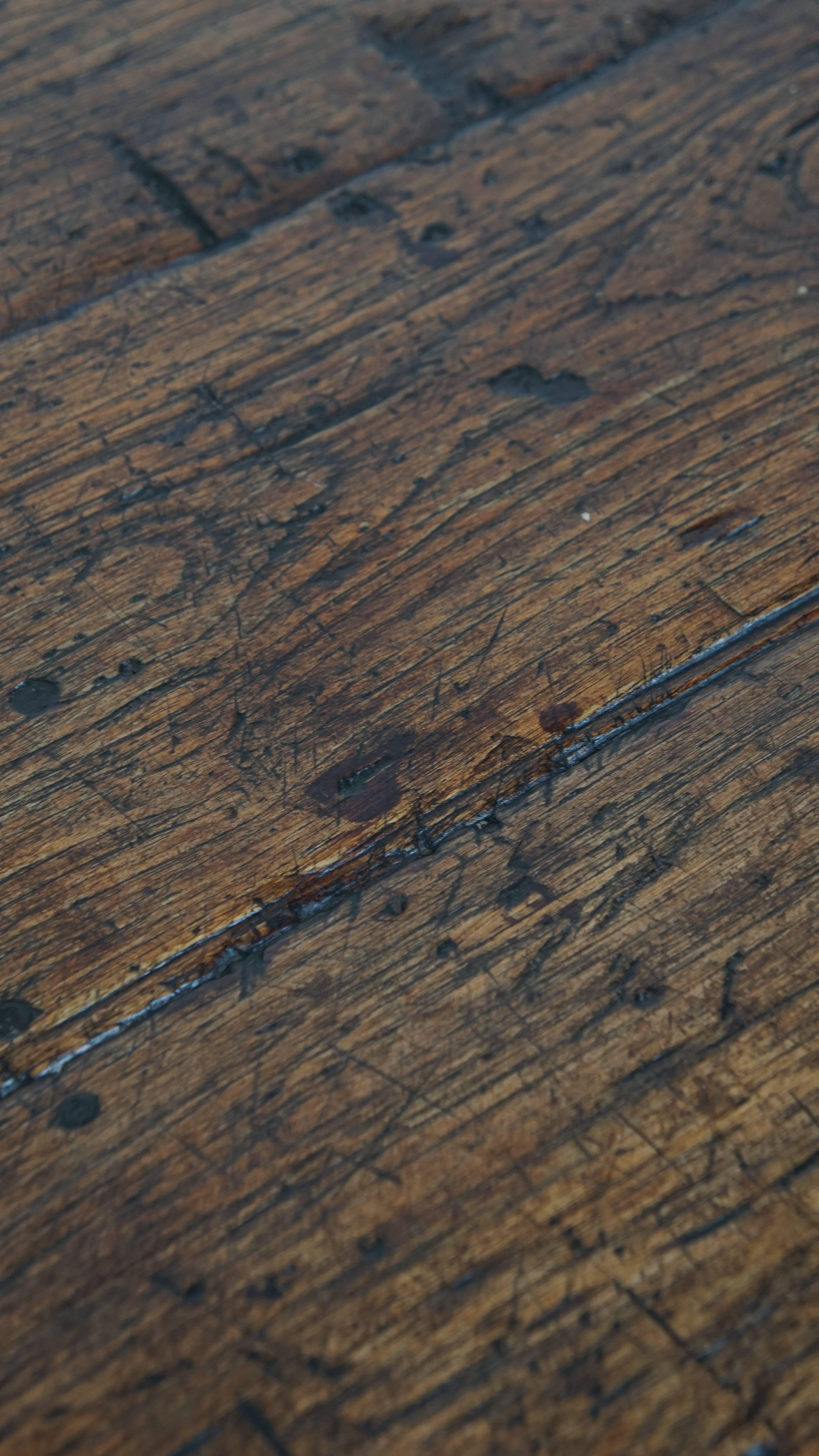 Table basse française ancienne en vente 7