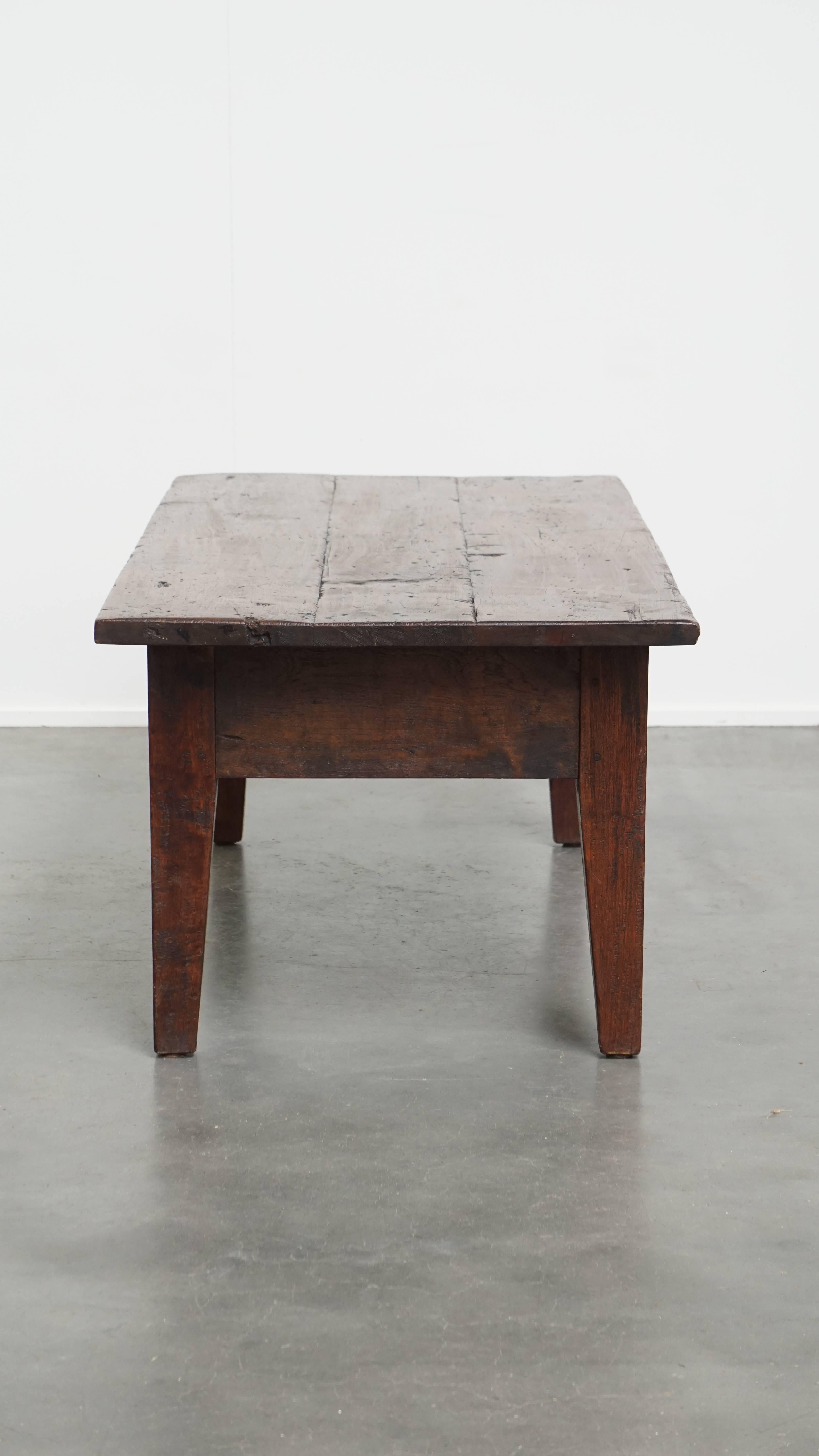 Table basse française ancienne État moyen - En vente à Harderwijk, NL
