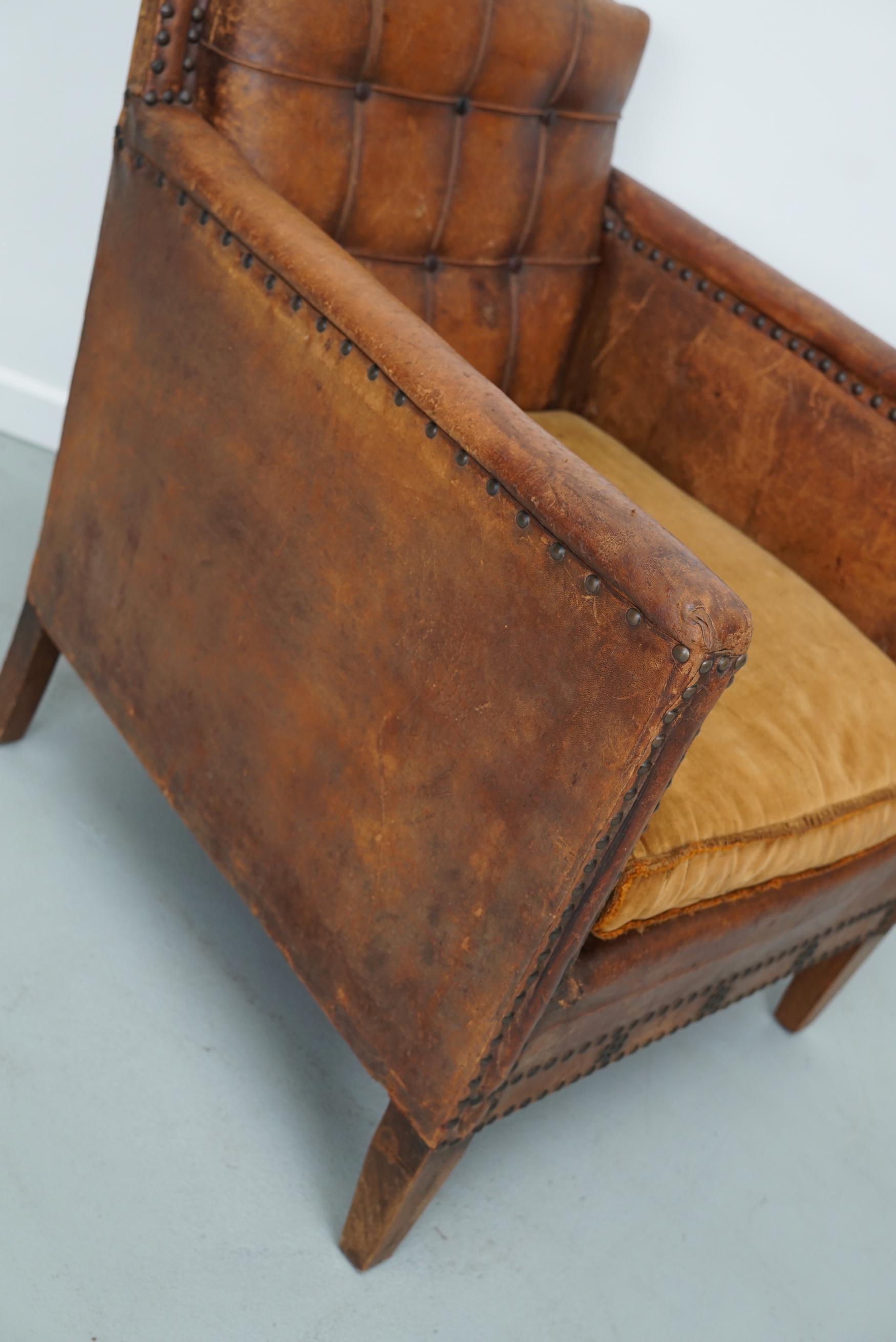Antique French Cognac Leather Buttoned Back Club Chair For Sale 7