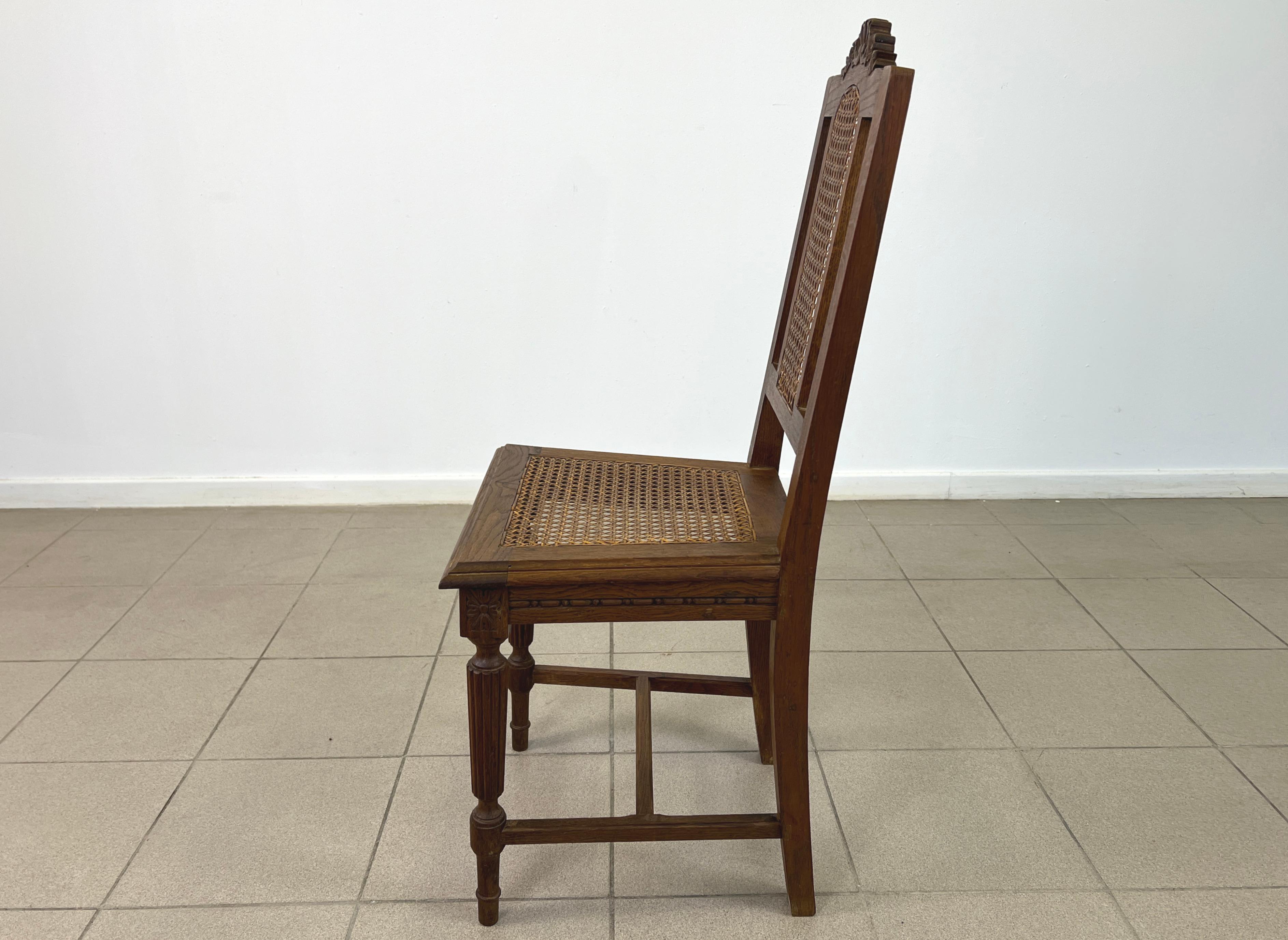 Antique French Colonial Rattan Dining Chairs – Set of 12 im Angebot 2