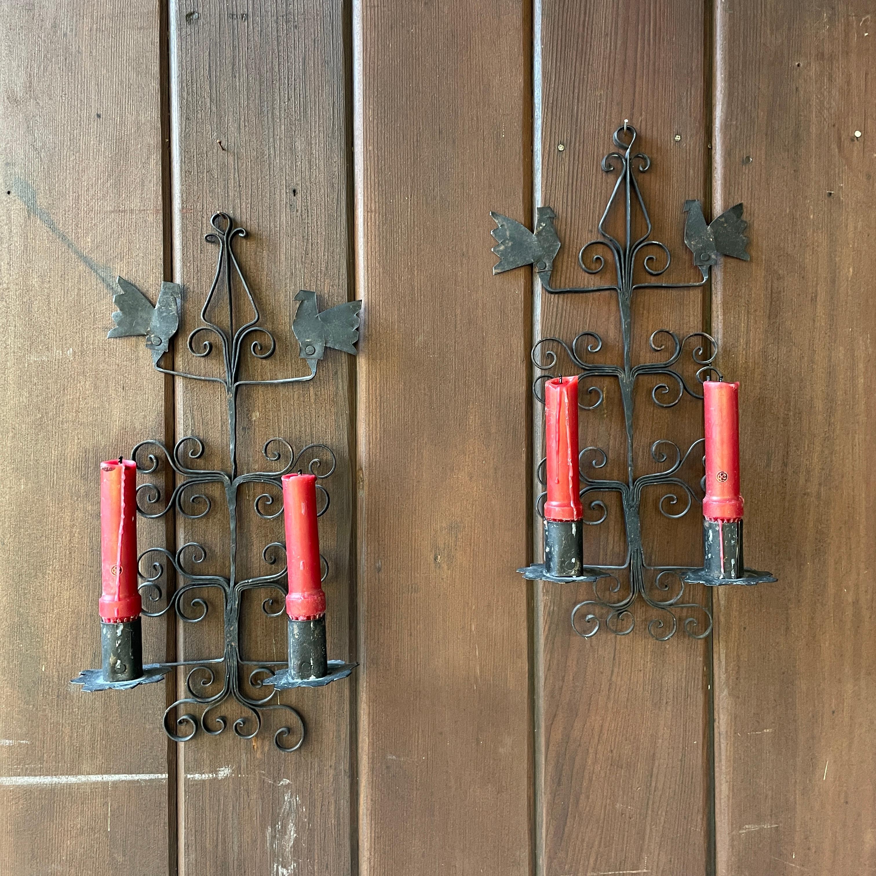 Paire d'appliques à bougies anciennes de style colonial français en vente 9