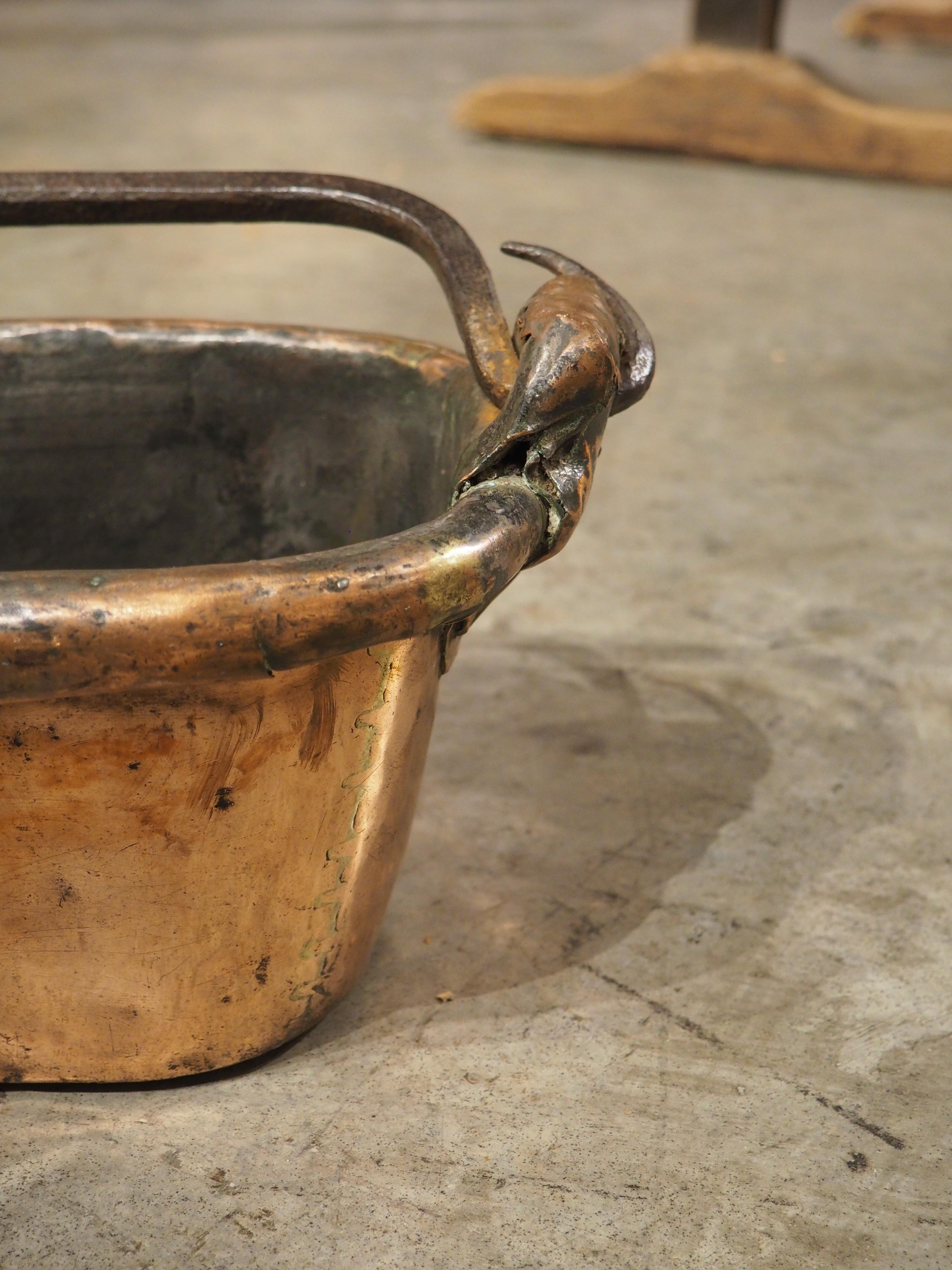 pêcheur Poissonniere français ancien en cuivre et fer forgé, 18ème siècle en vente 5