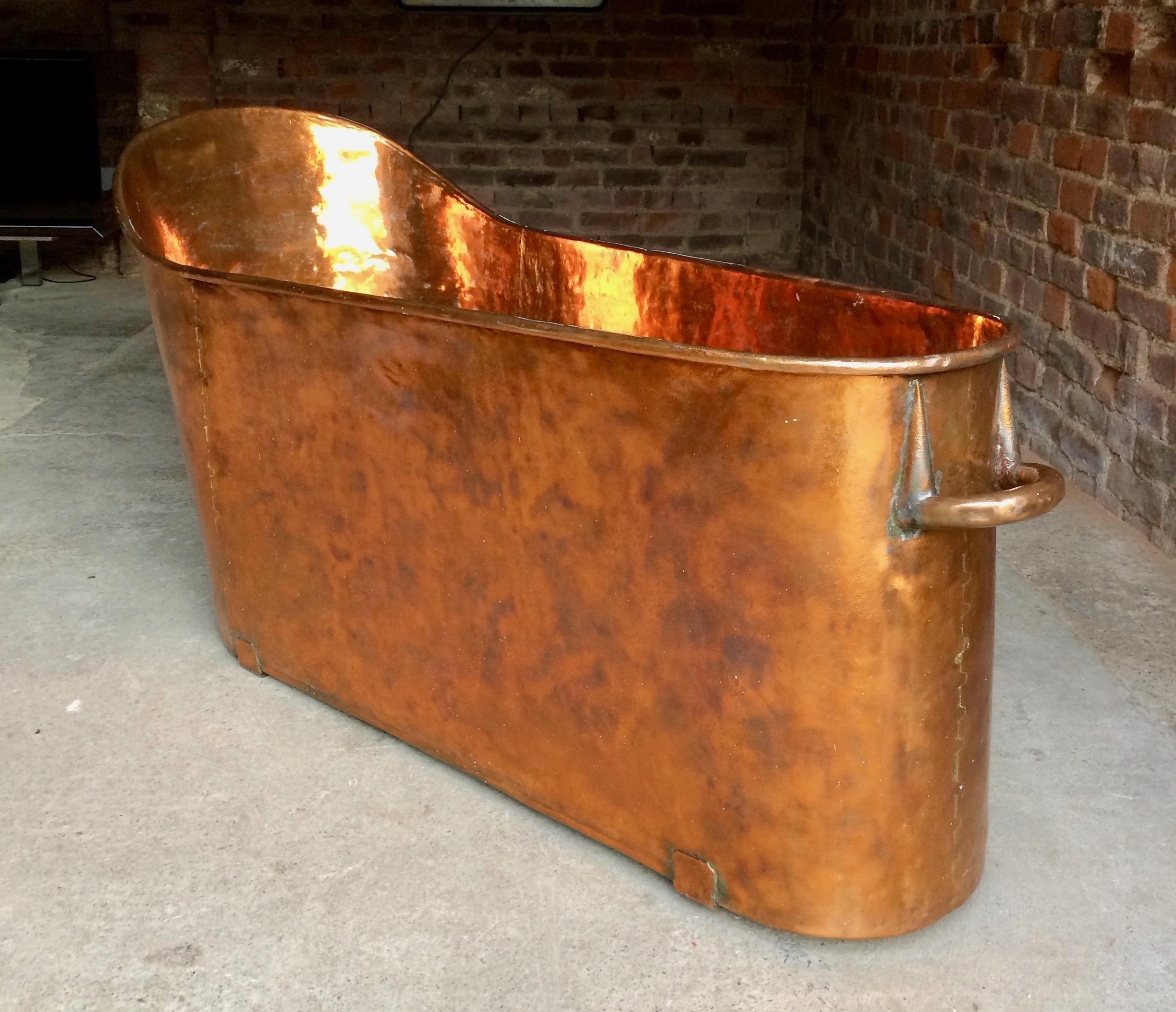 Antique French Copper Bath Free Standing, 19th Century, circa 1870 12
