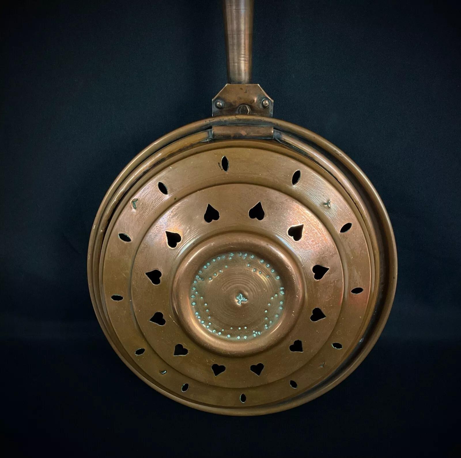 Antique French Copper Bed Warmer with Heart Motifs - 2Y394 2